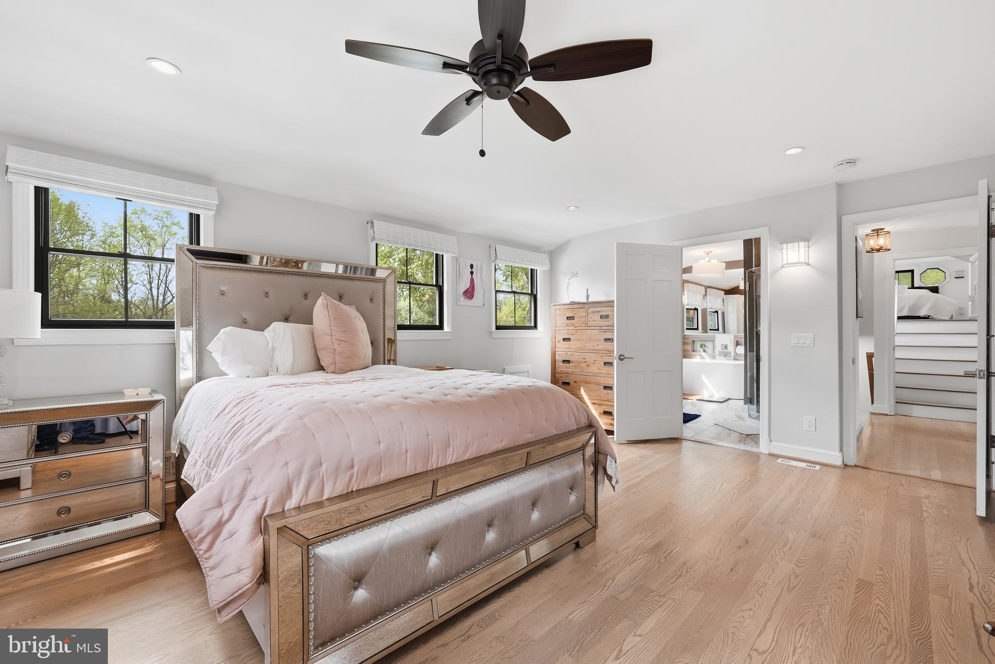 POTOMAC OUTSIDE - Residential