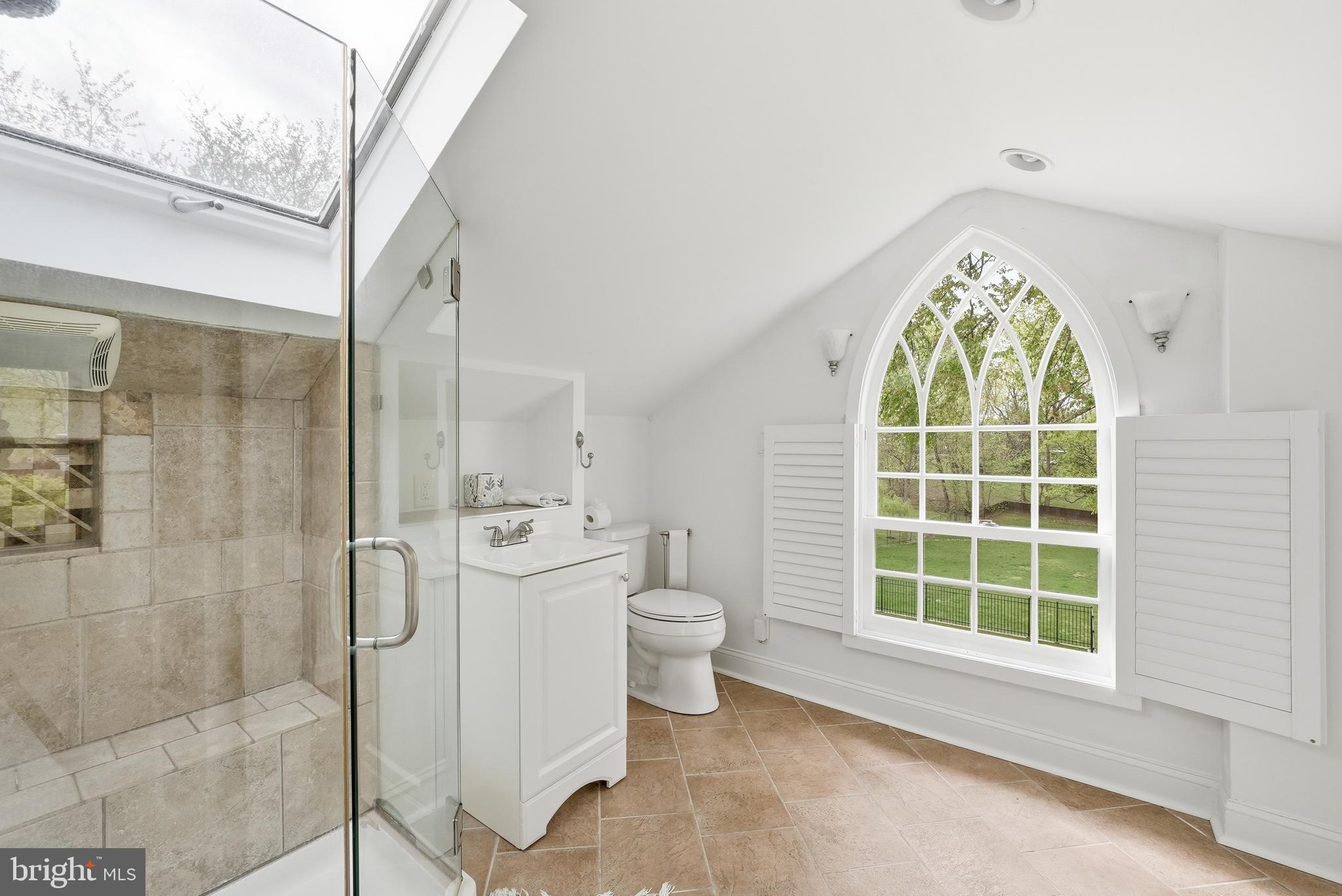 POTOMAC OUTSIDE - Residential