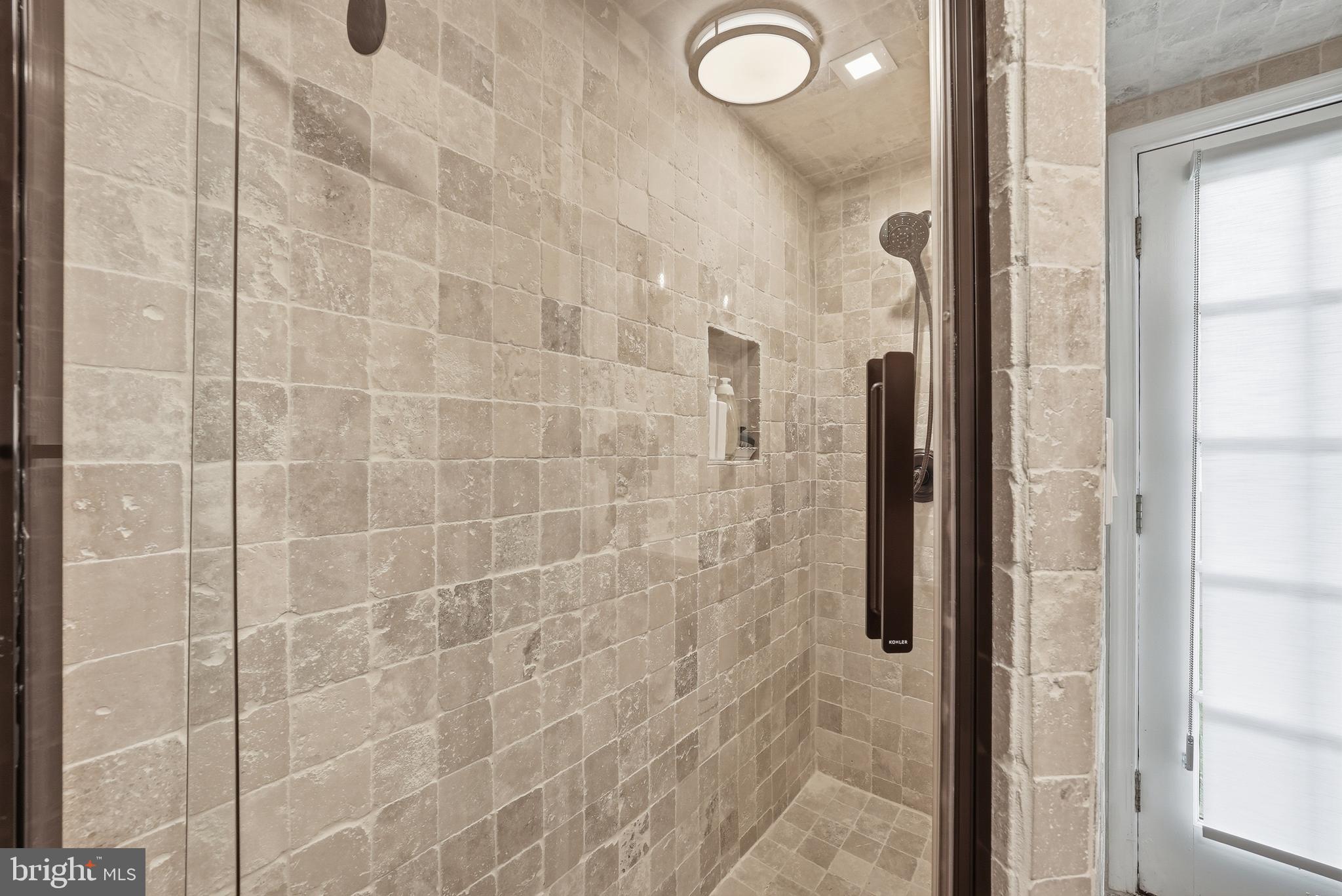 POTOMAC OUTSIDE - Residential