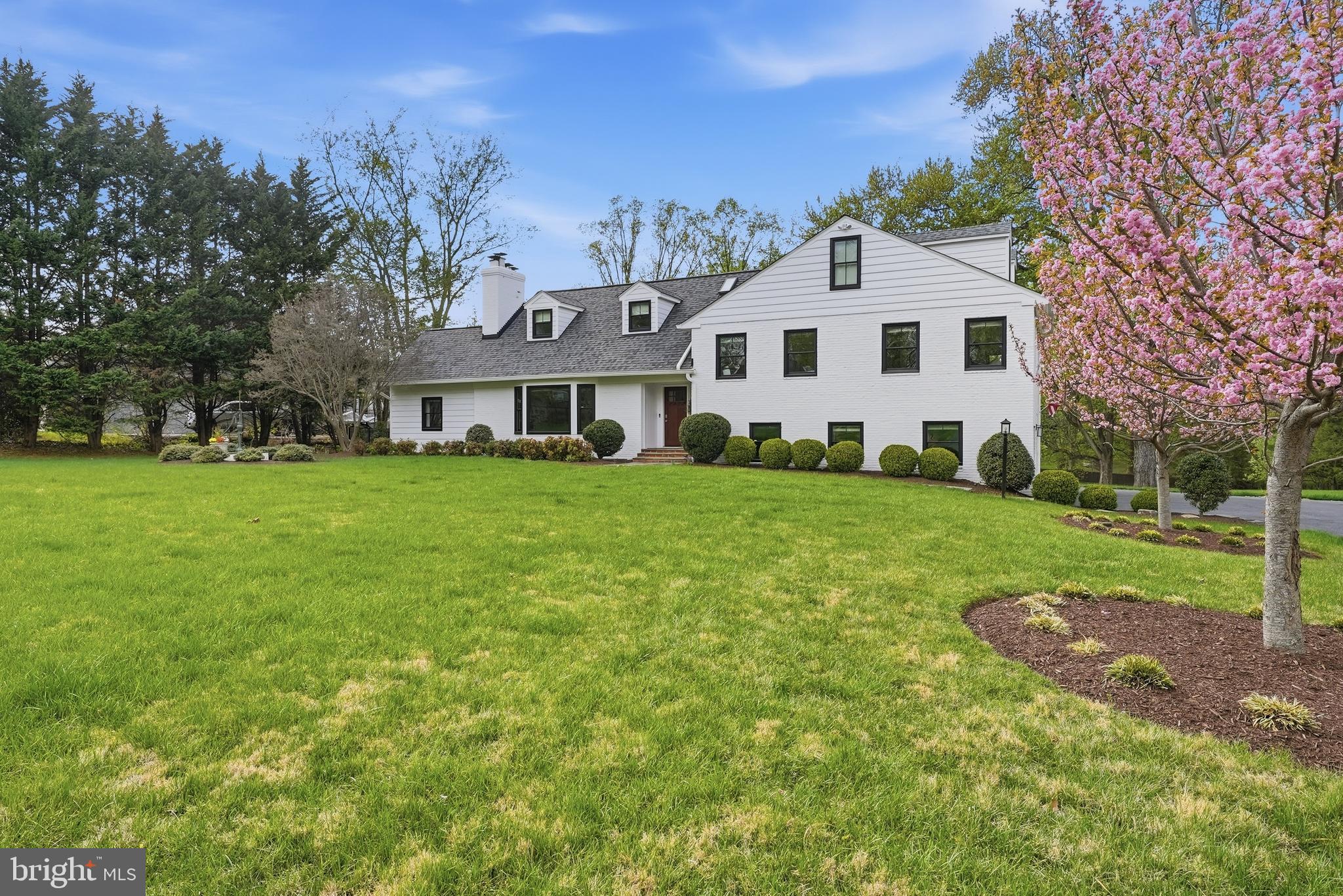 POTOMAC OUTSIDE - Residential