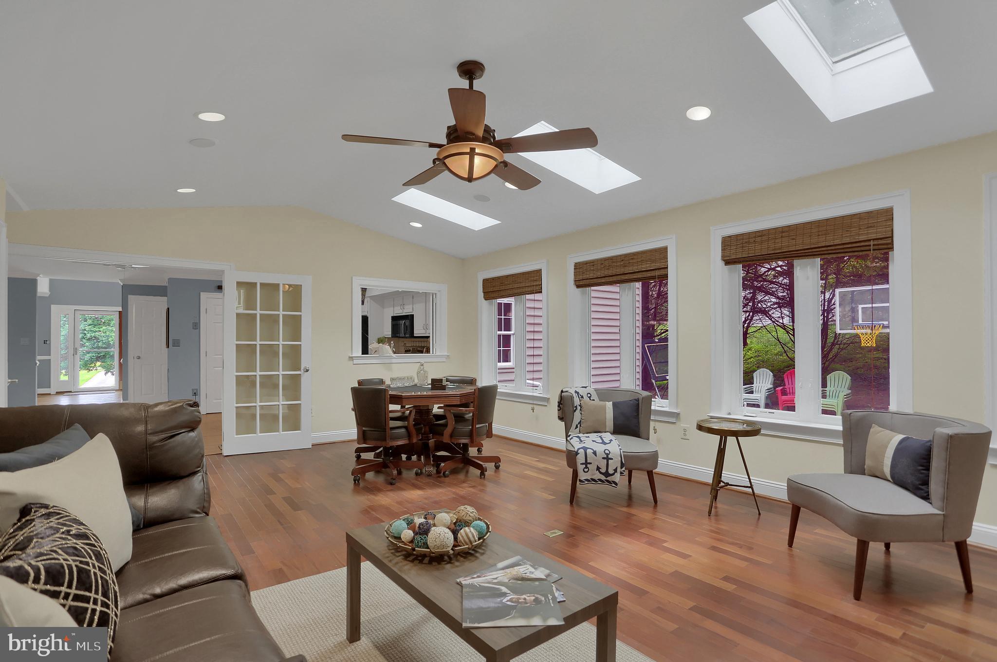 MARTIN MEADOWS - Residential