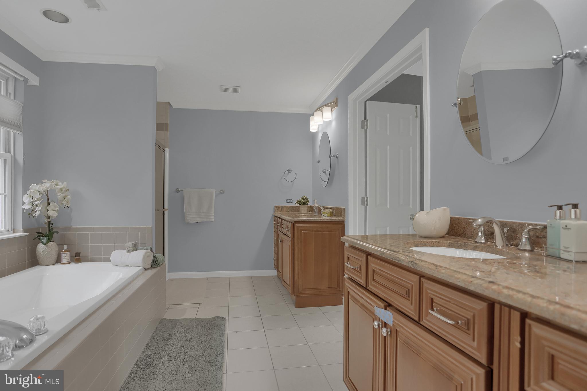 MARTIN MEADOWS - Residential