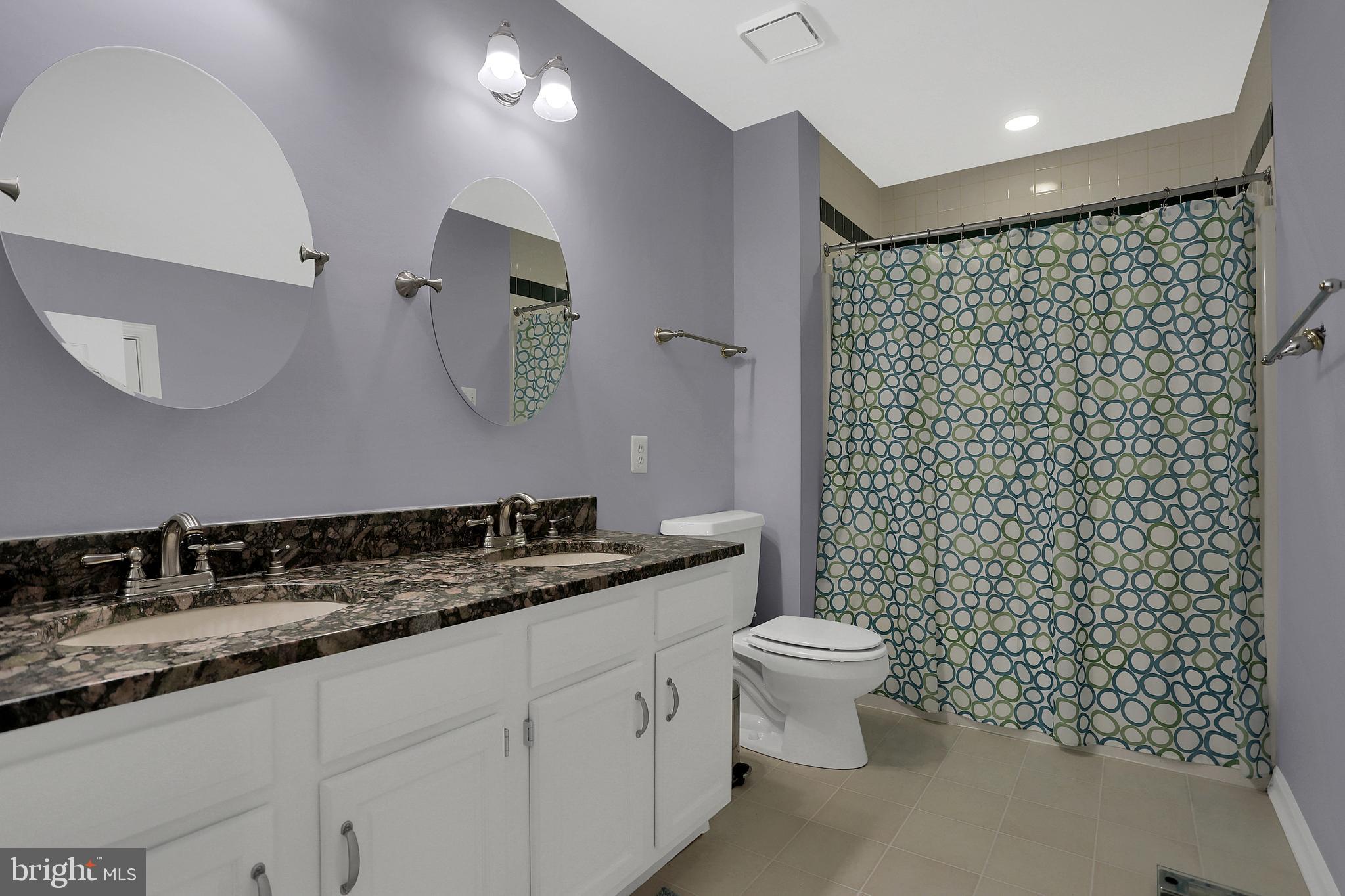 MARTIN MEADOWS - Residential