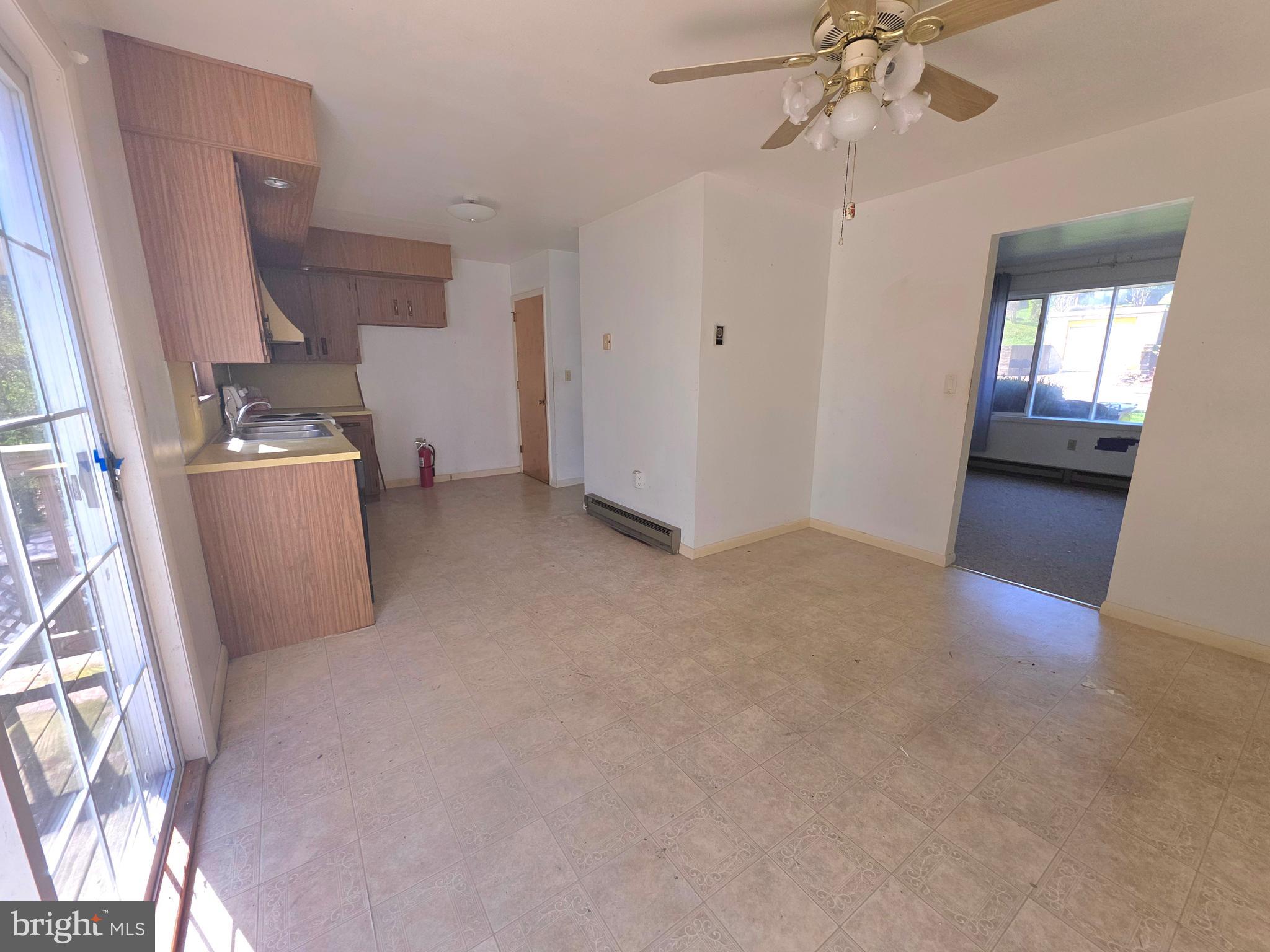 AKRON BOROUGH - Residential