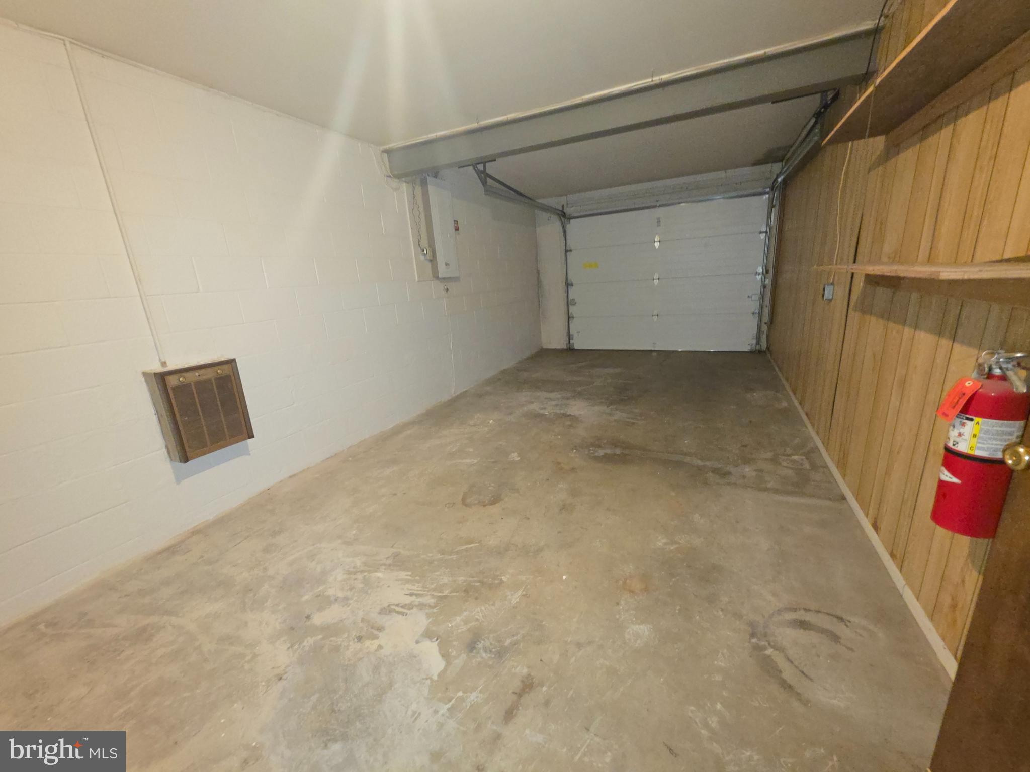 AKRON BOROUGH - Residential