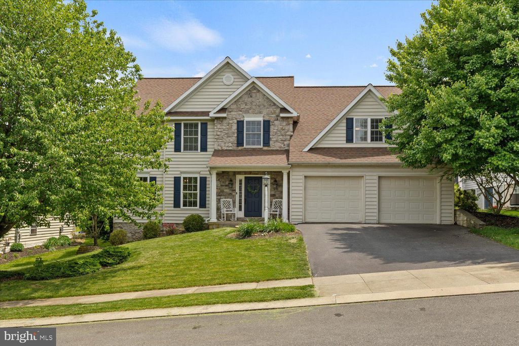 Photo of 657 GOLDEN EAGLE WAY, LANCASTER, PA 17601 (MLS # PALA2035204)