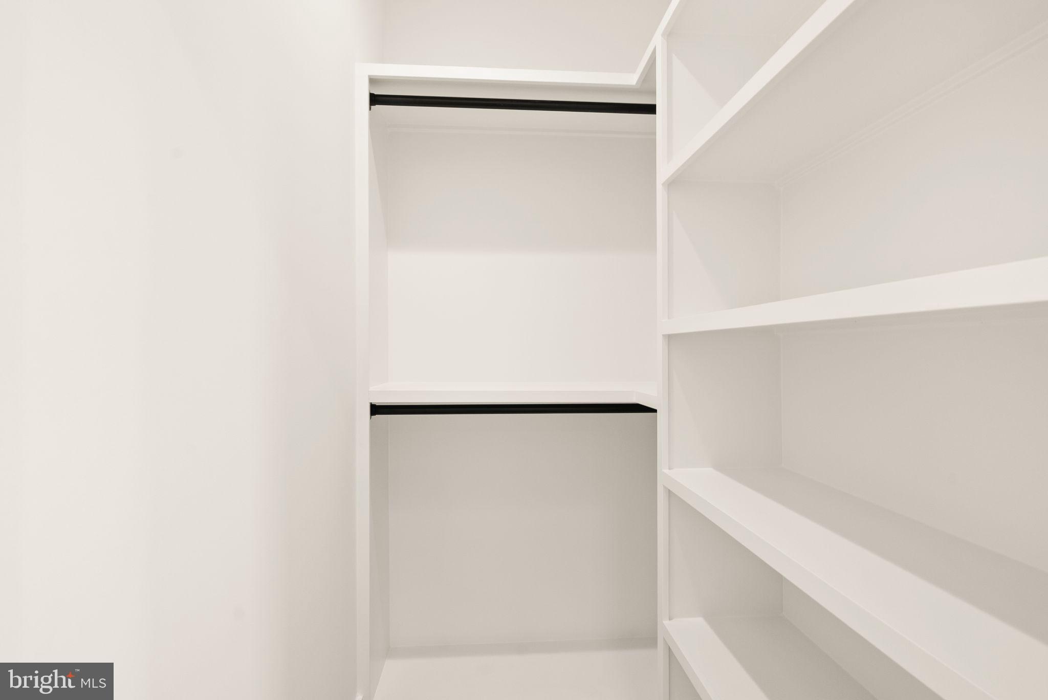 CLARENDON - Residential