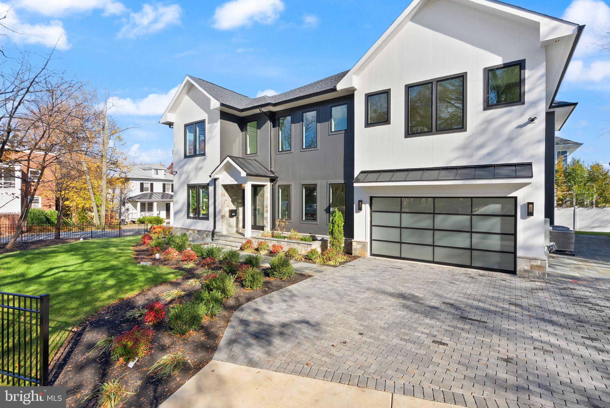 CLARENDON - Residential