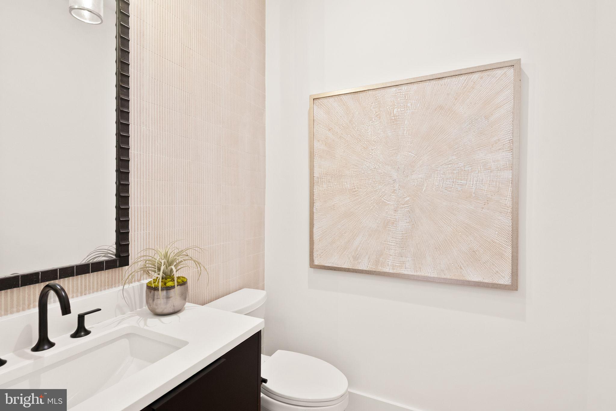 CLARENDON - Residential