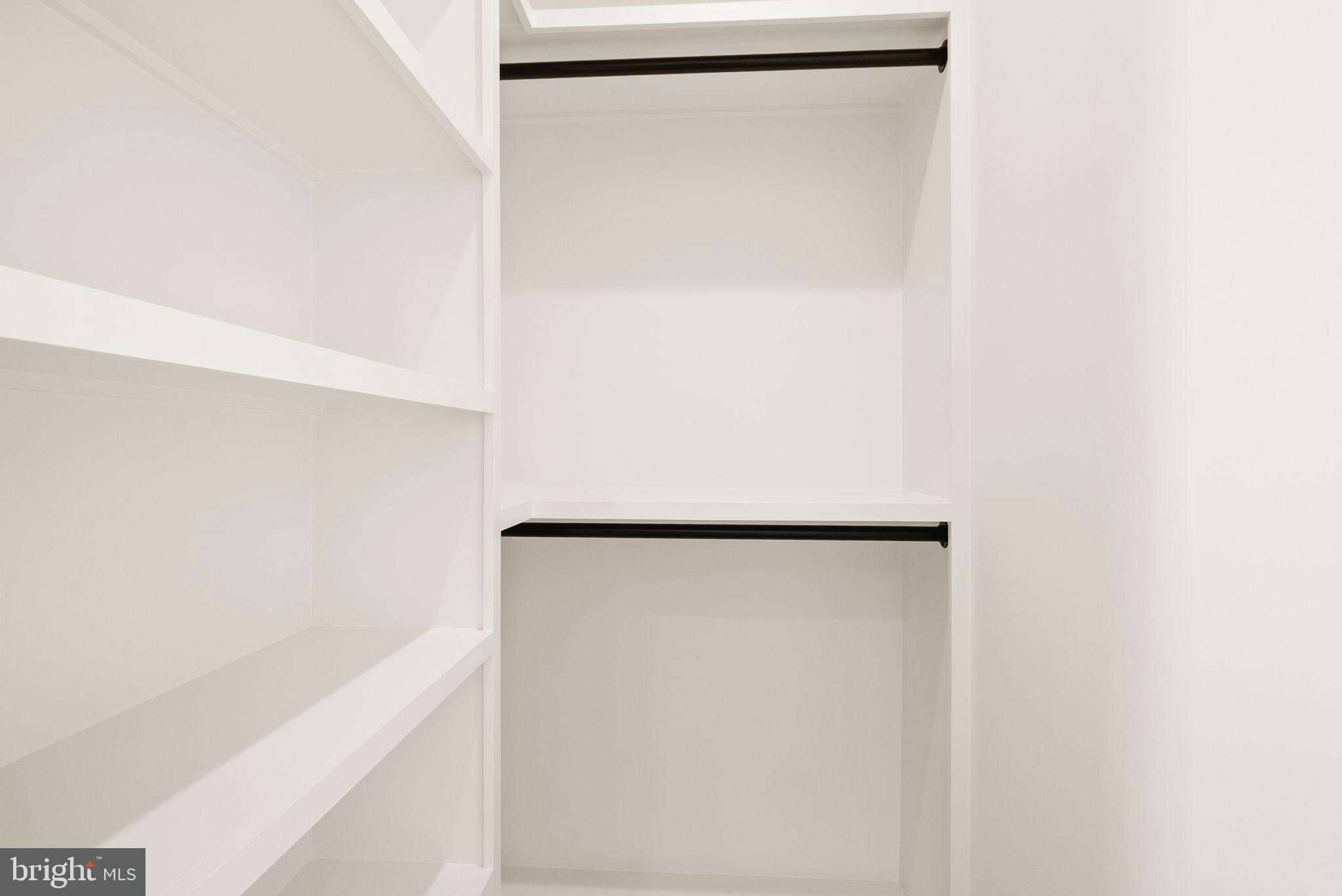 CLARENDON - Residential