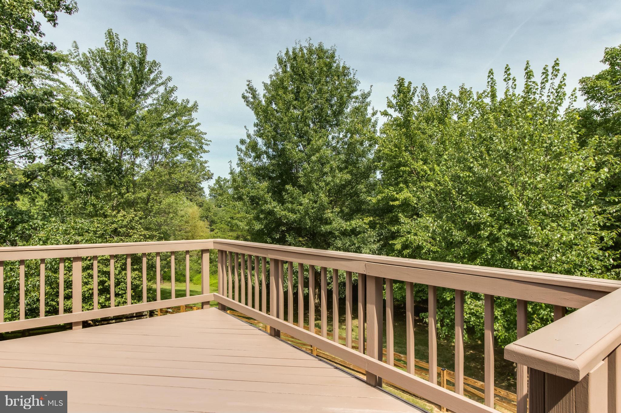 COUNTRYSIDE - Residential