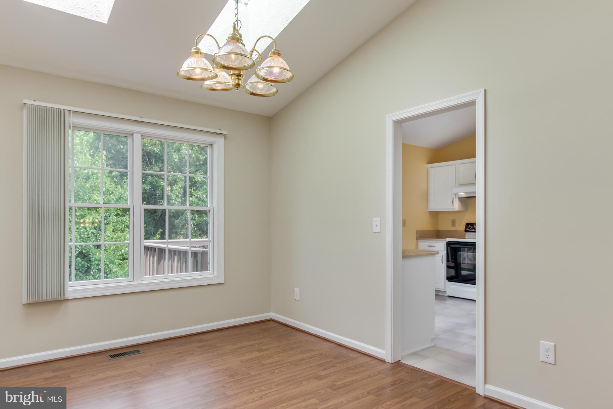 COUNTRYSIDE - Residential