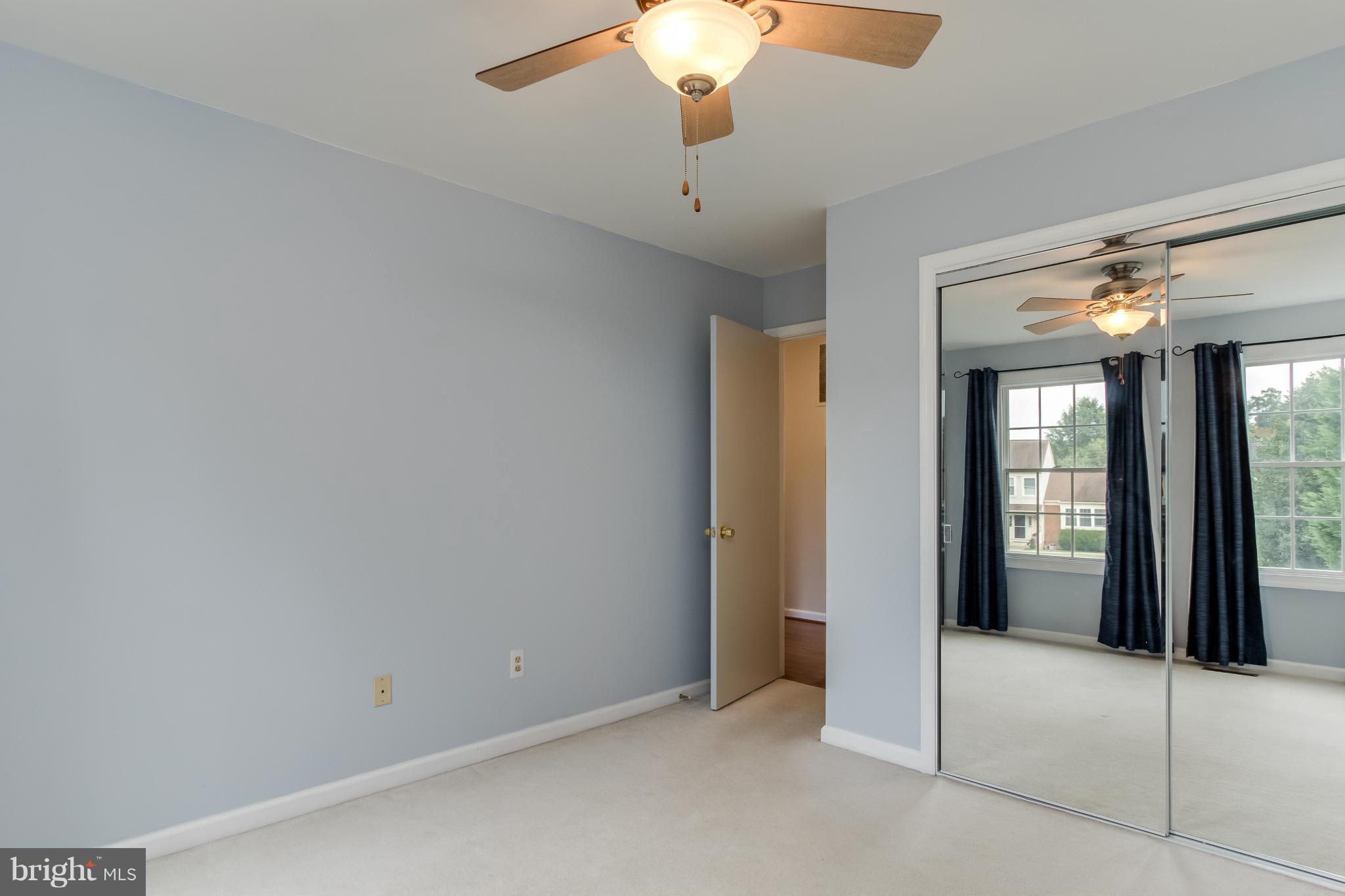 COUNTRYSIDE - Residential