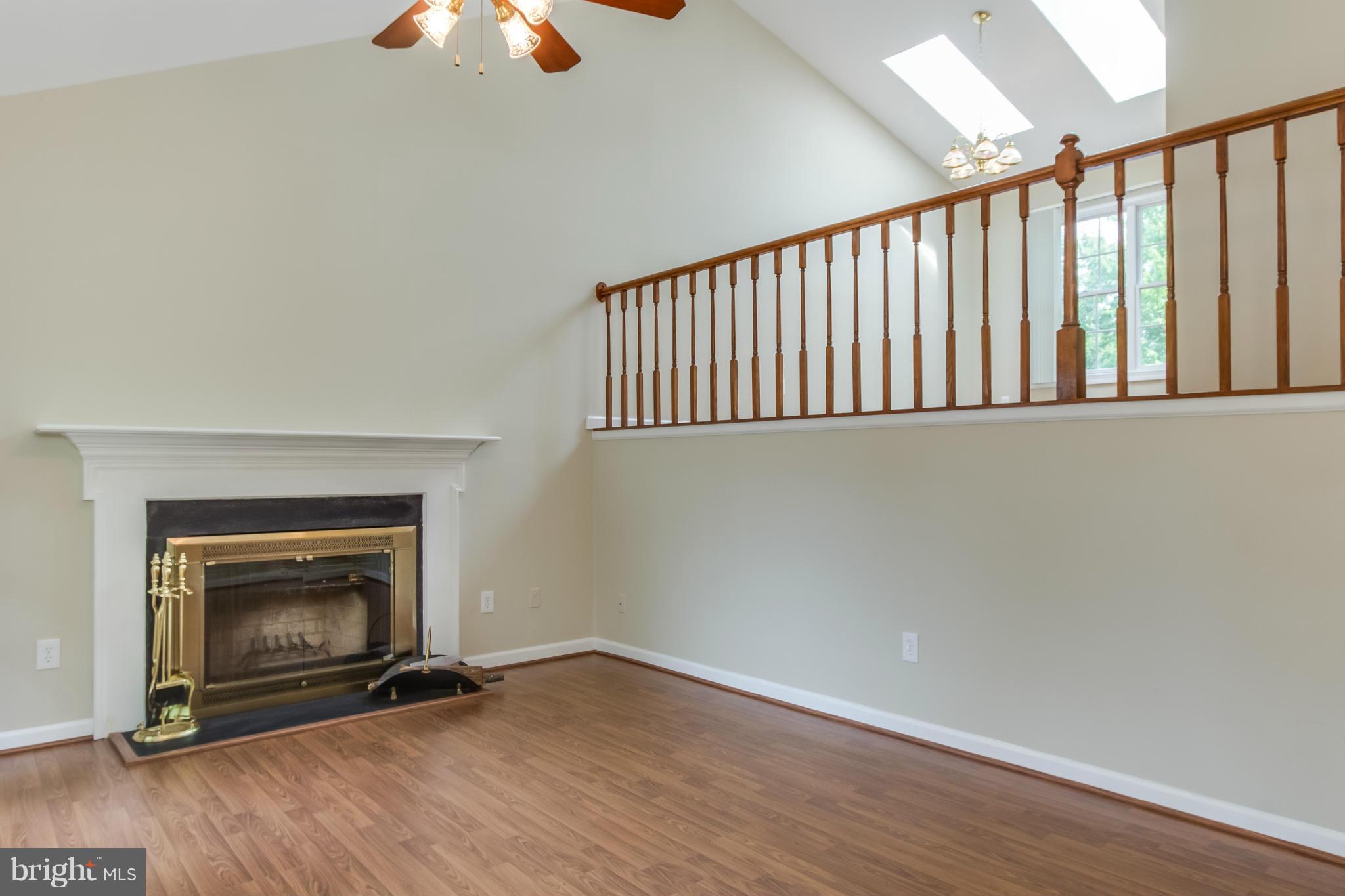 COUNTRYSIDE - Residential