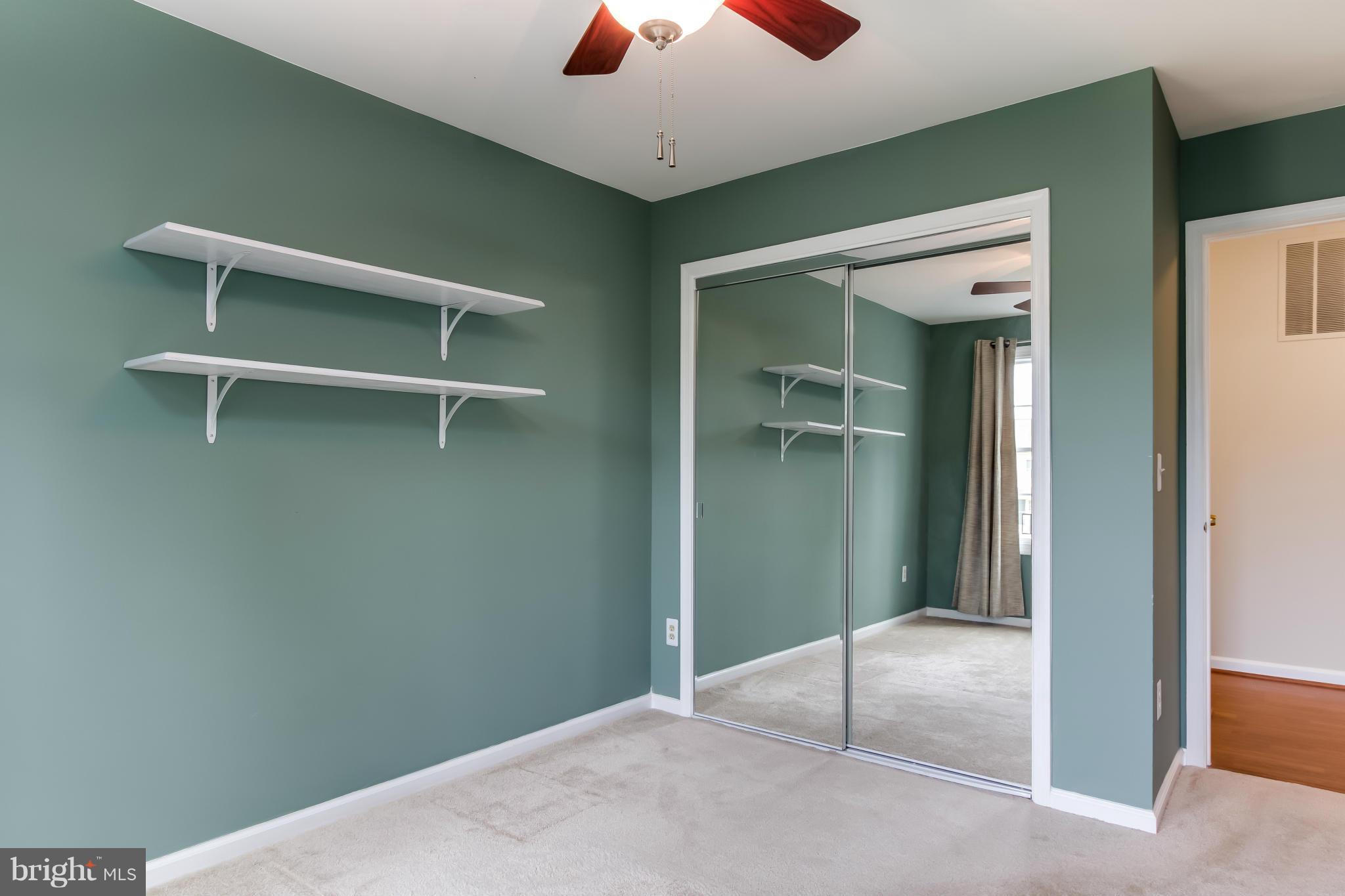 COUNTRYSIDE - Residential