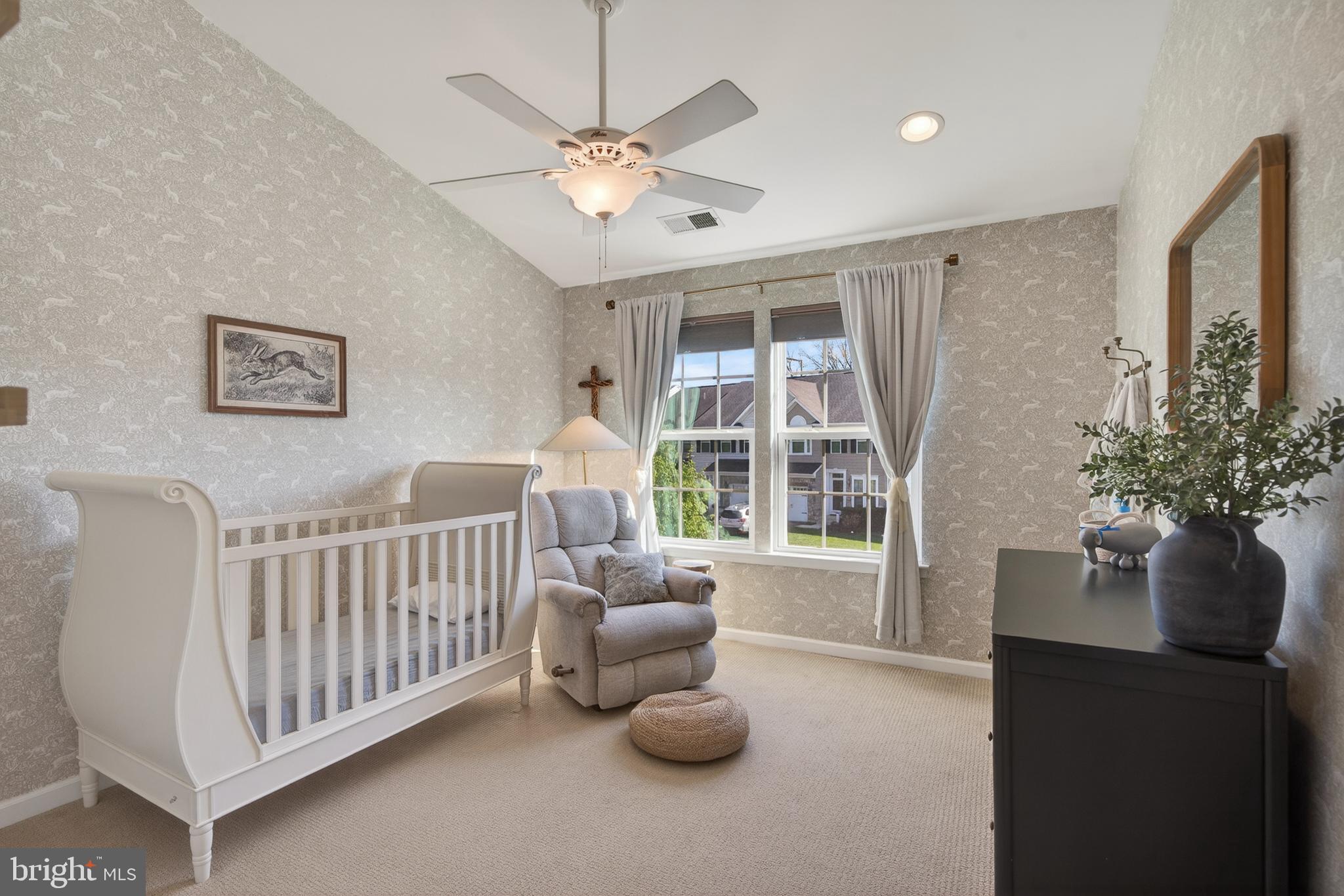 SPRINGFIELD MANOR - Residential
