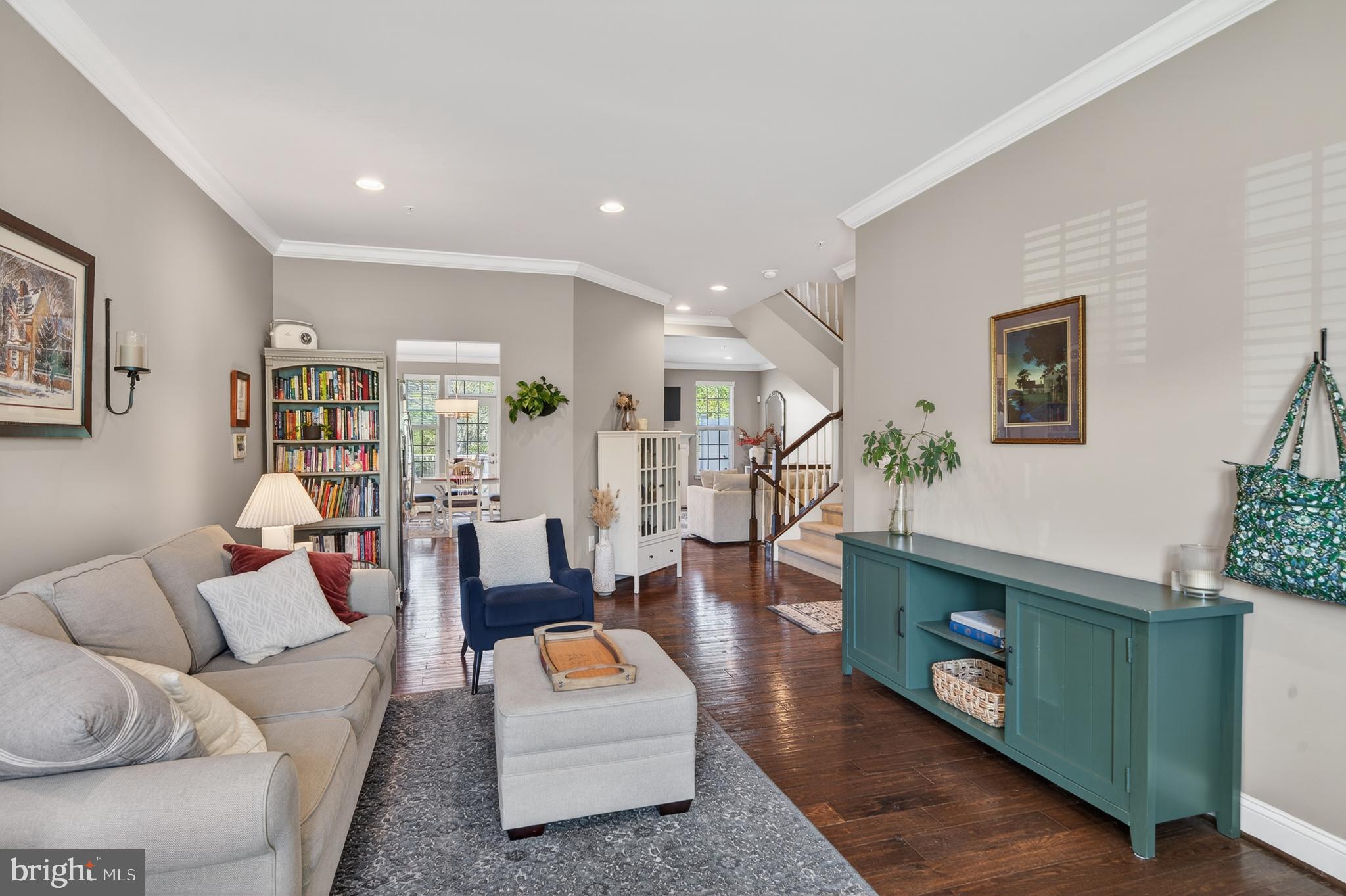 SPRINGFIELD MANOR - Residential