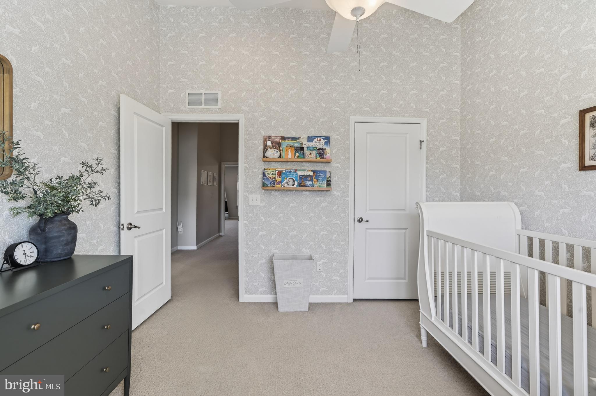 SPRINGFIELD MANOR - Residential
