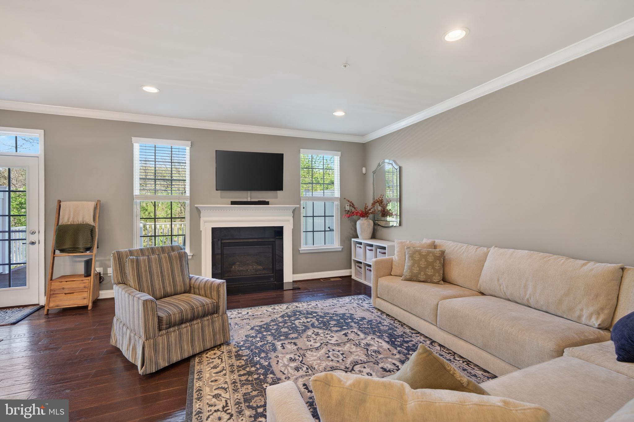 SPRINGFIELD MANOR - Residential