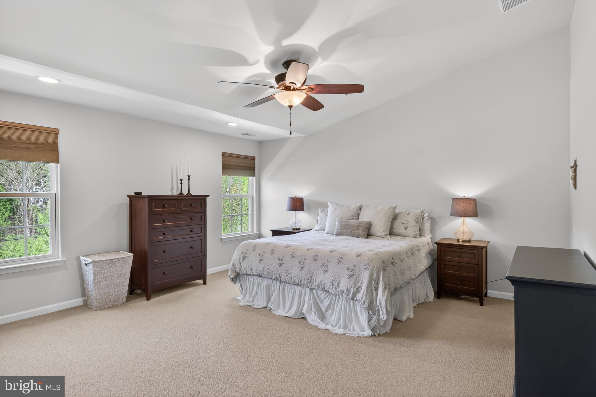 SPRINGFIELD MANOR - Residential