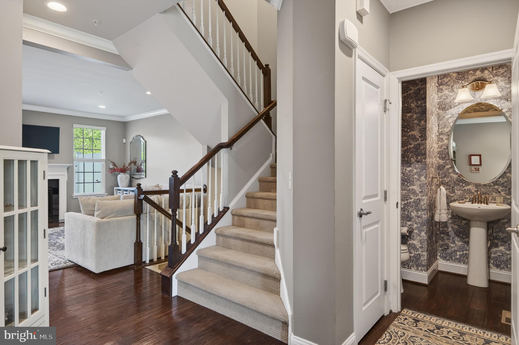 SPRINGFIELD MANOR - Residential