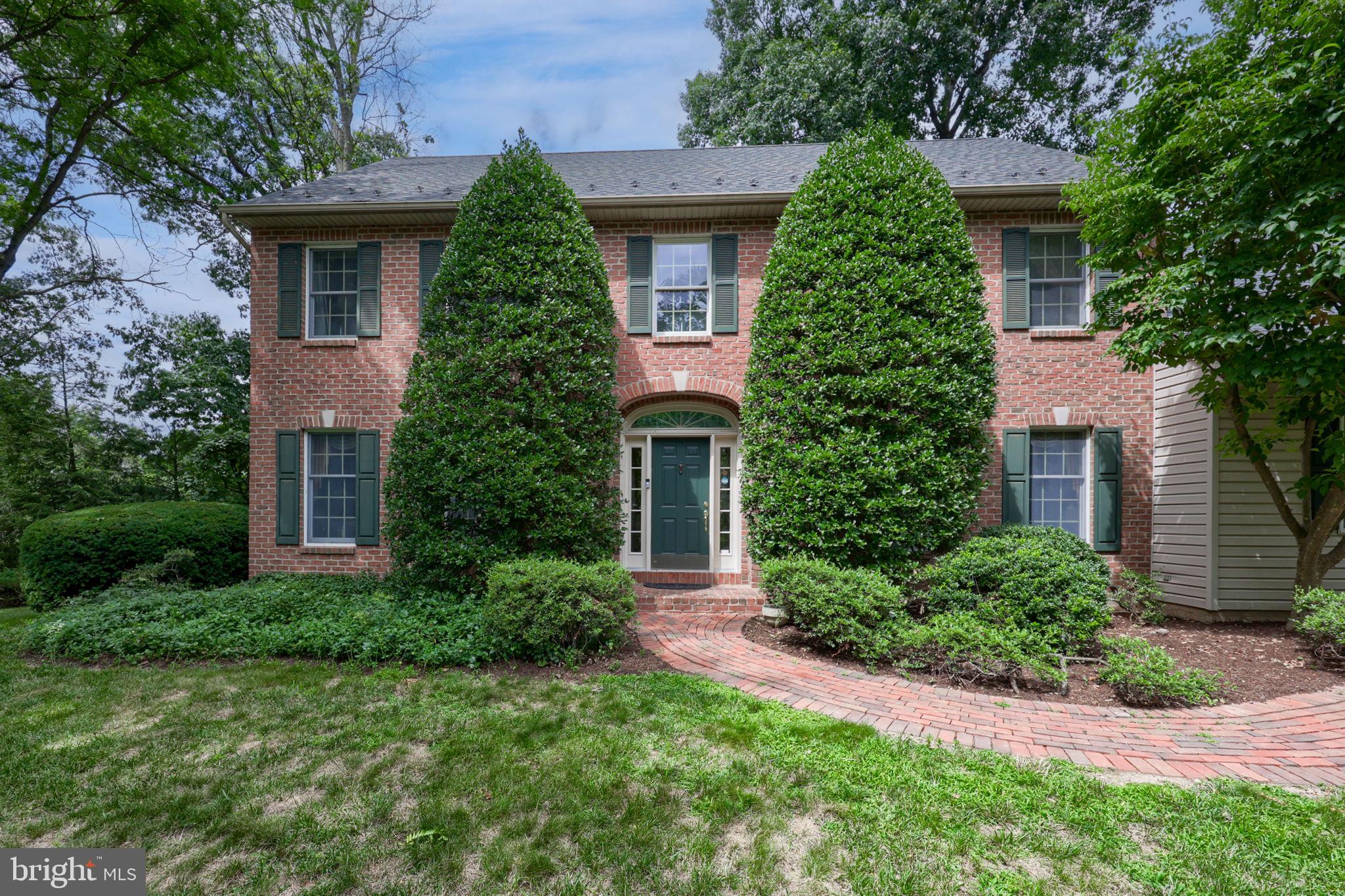 1 WARREN CIRCLE