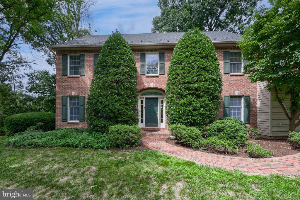Photo of 1 Warren Circle, LITITZ, PA 17543 (MLS # PALA2092050)