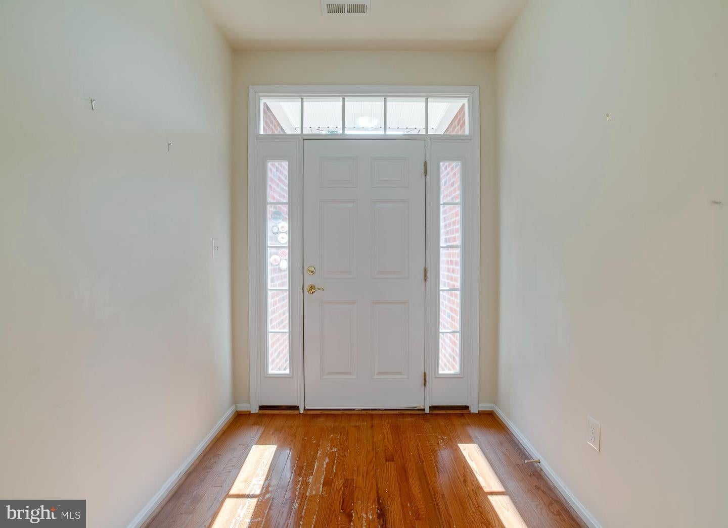 14308 S HALL COURT