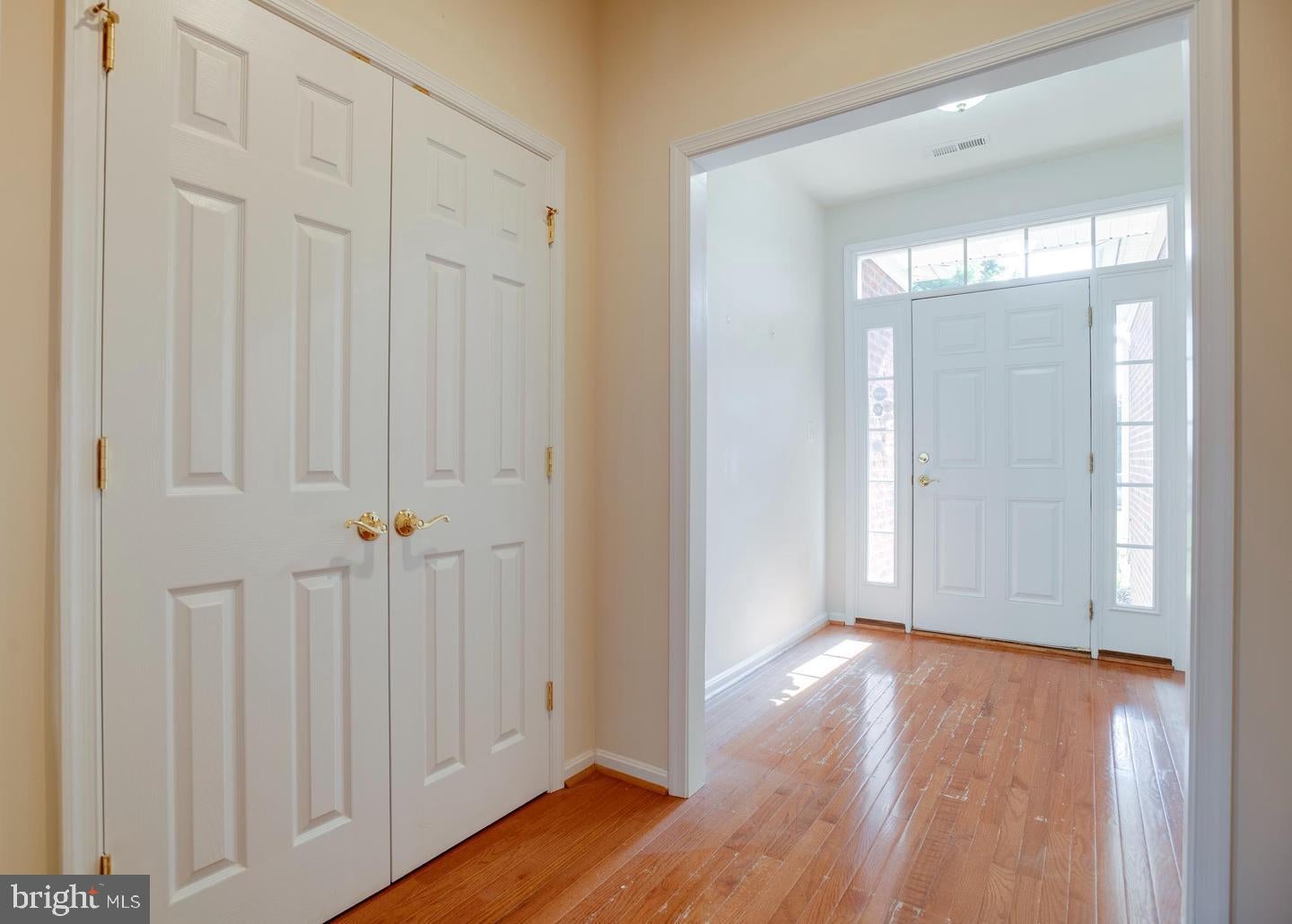 14308 S HALL COURT