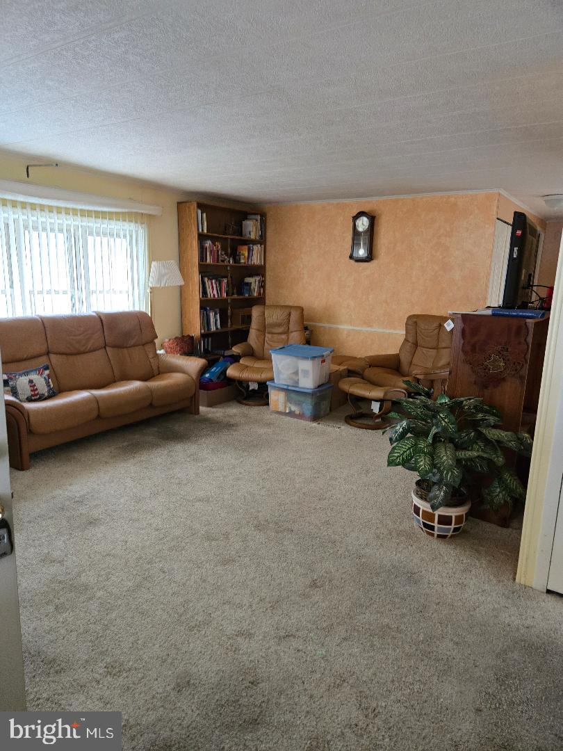 NESHAMINY FALLS - Residential