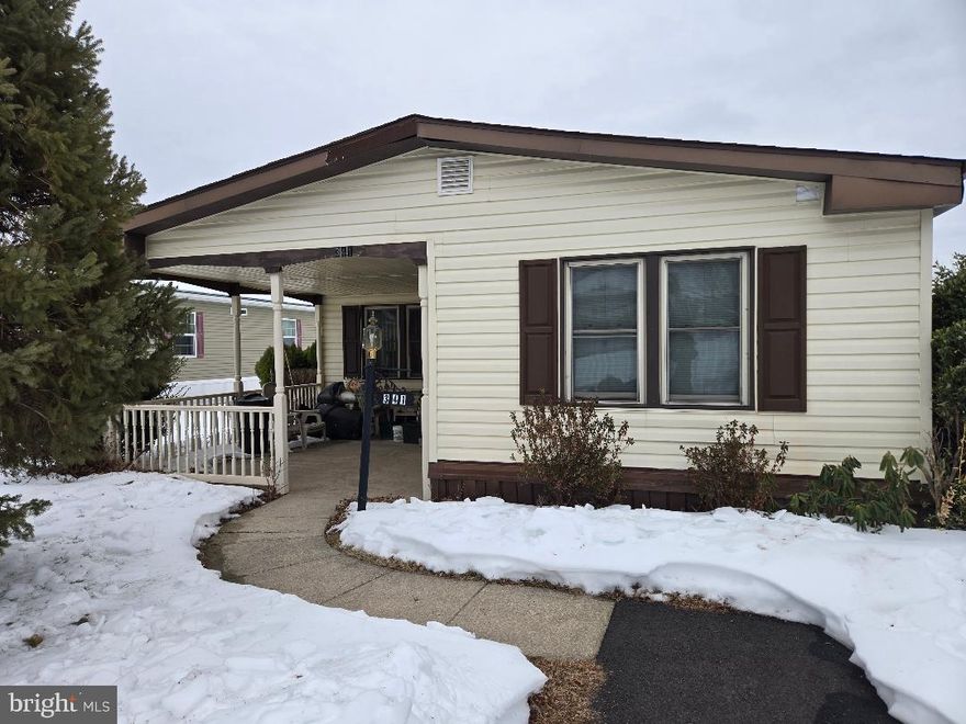 2 bedroom, 2 bath, needs updating, covered front porch,