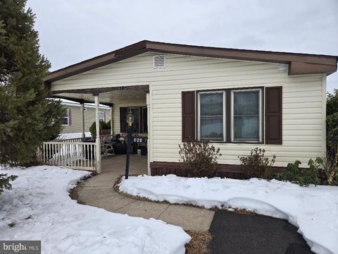 341 WOODSTREAM WAY NORTH WALES PA 19454