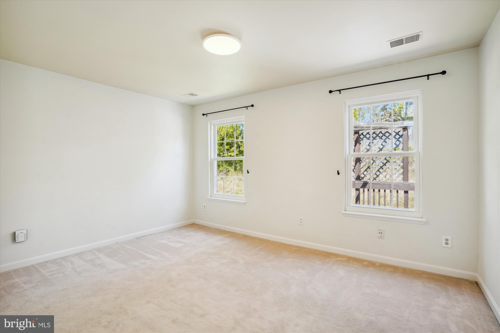 FRANKLIN FARM - Residential Lease