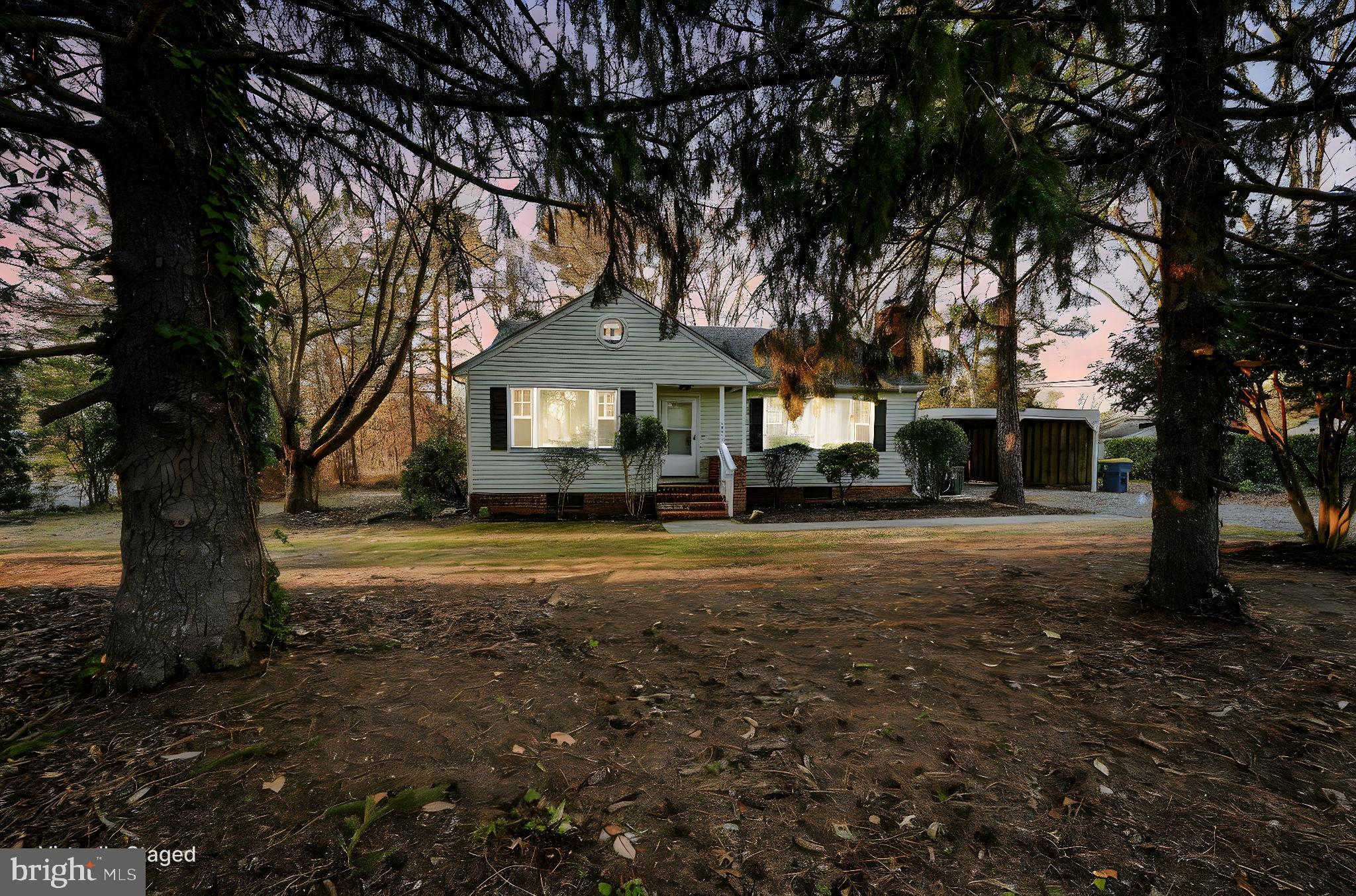 EAST LAKE GDNS - Residential