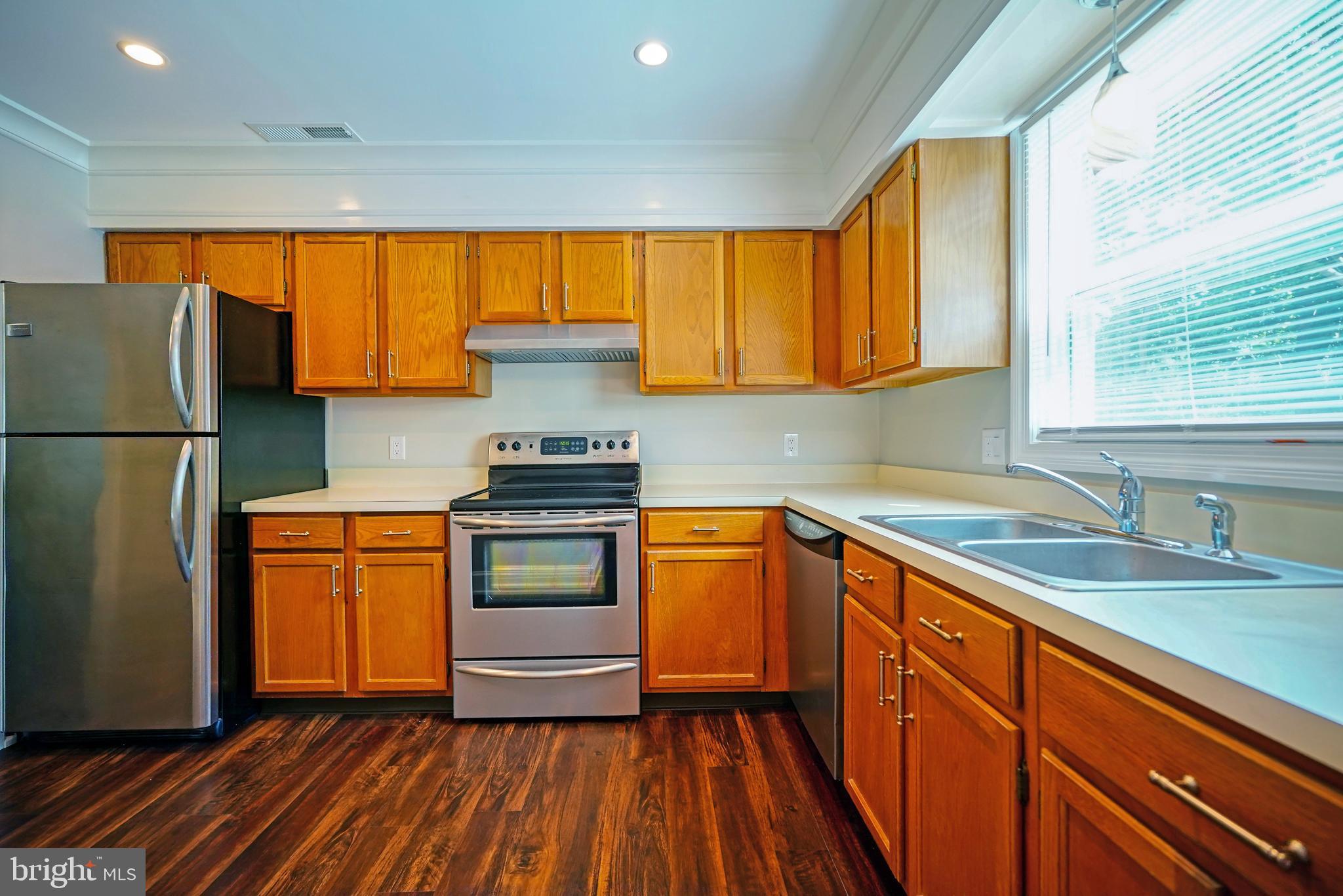 37259 MARTIN STREET 13