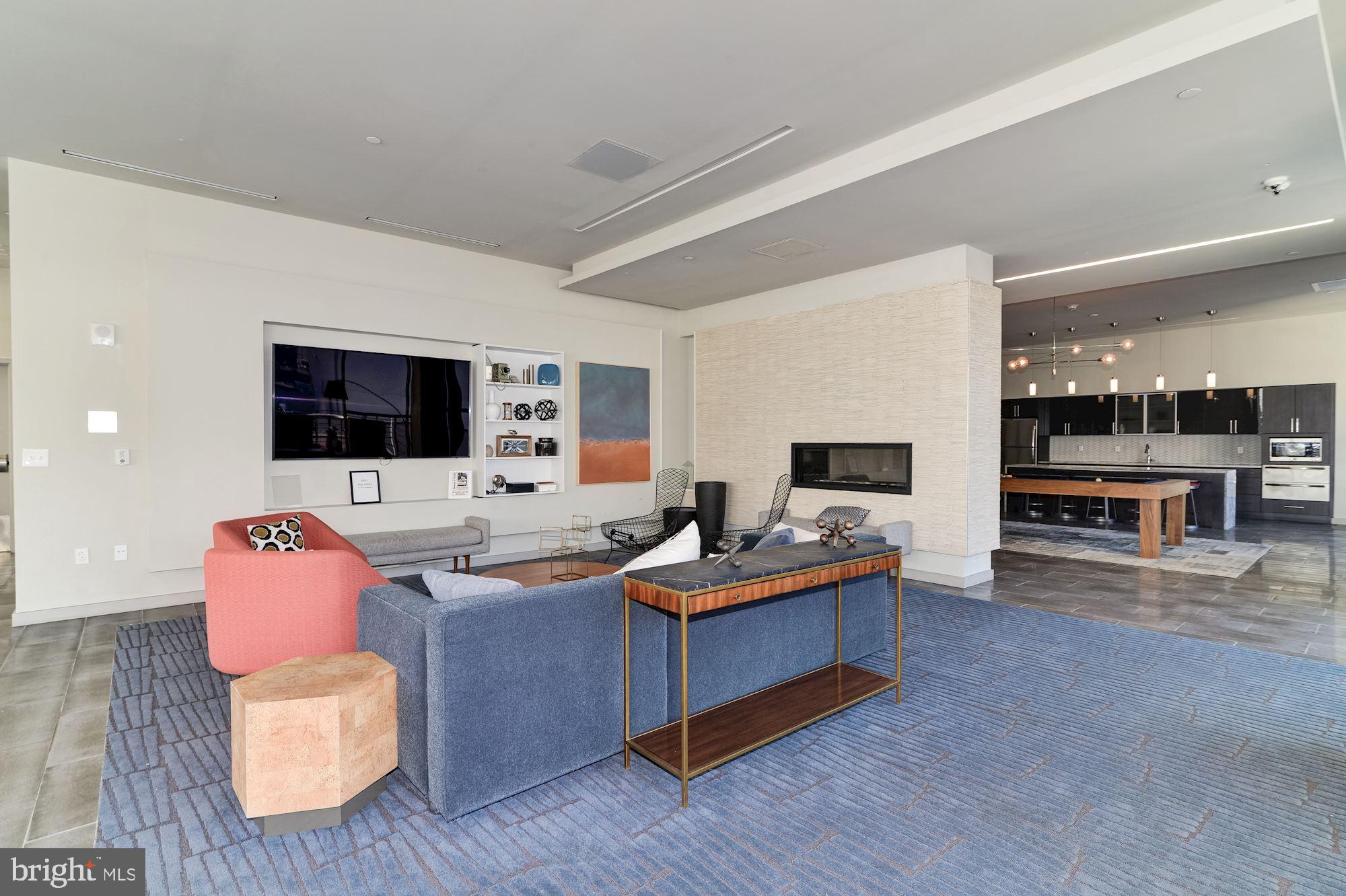 WASHINGTON SQ - Residential Lease