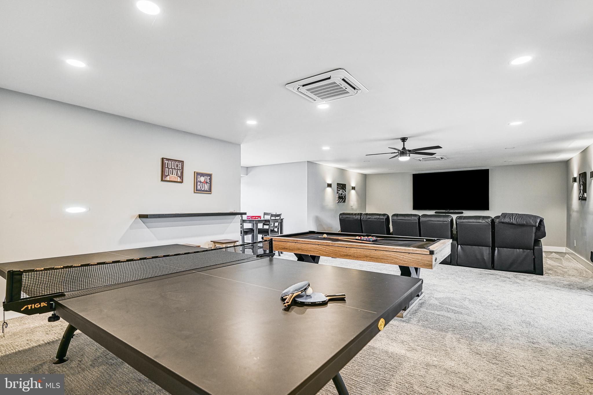 THALIA SHORES - Residential