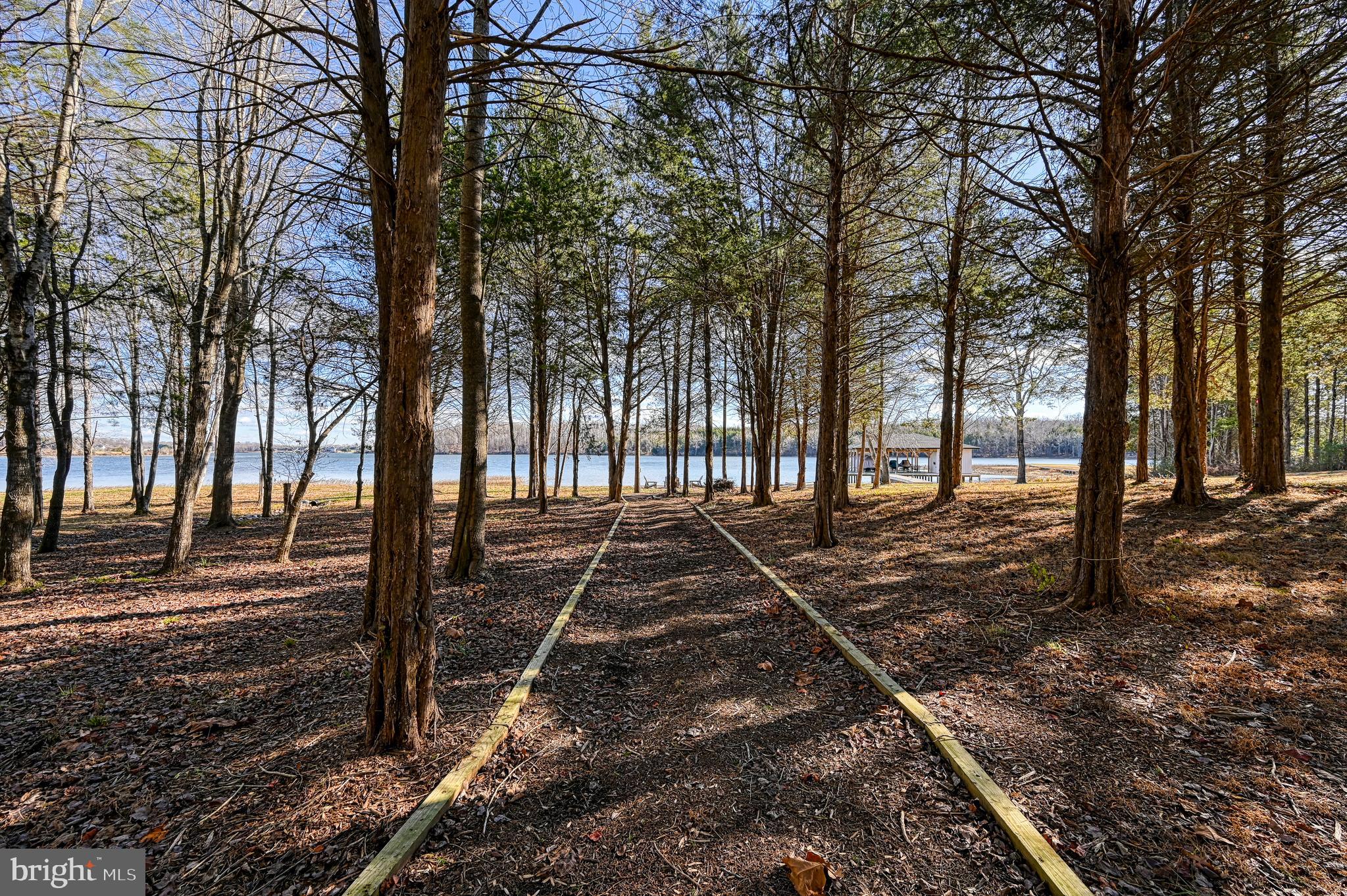 THALIA SHORES - Residential