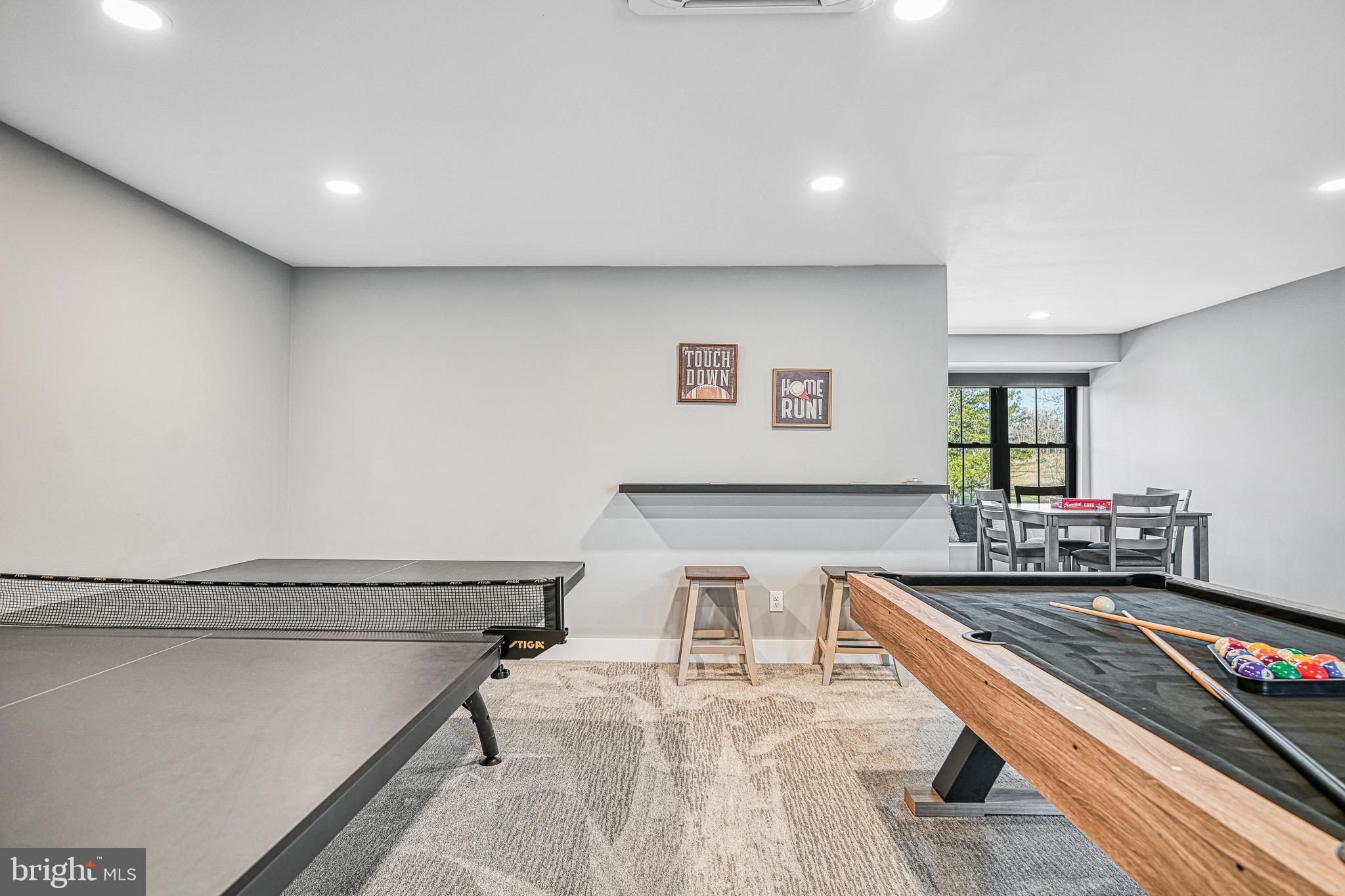 THALIA SHORES - Residential