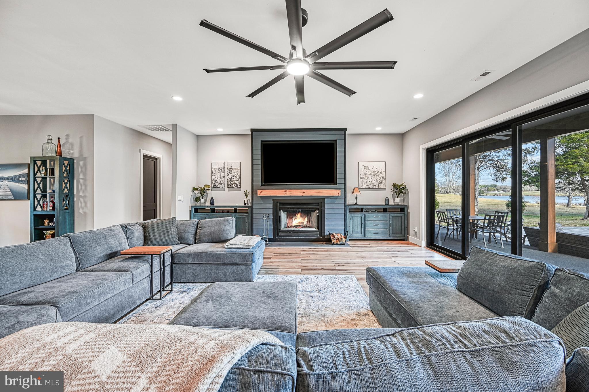 2642 PEACH GROVE ROAD