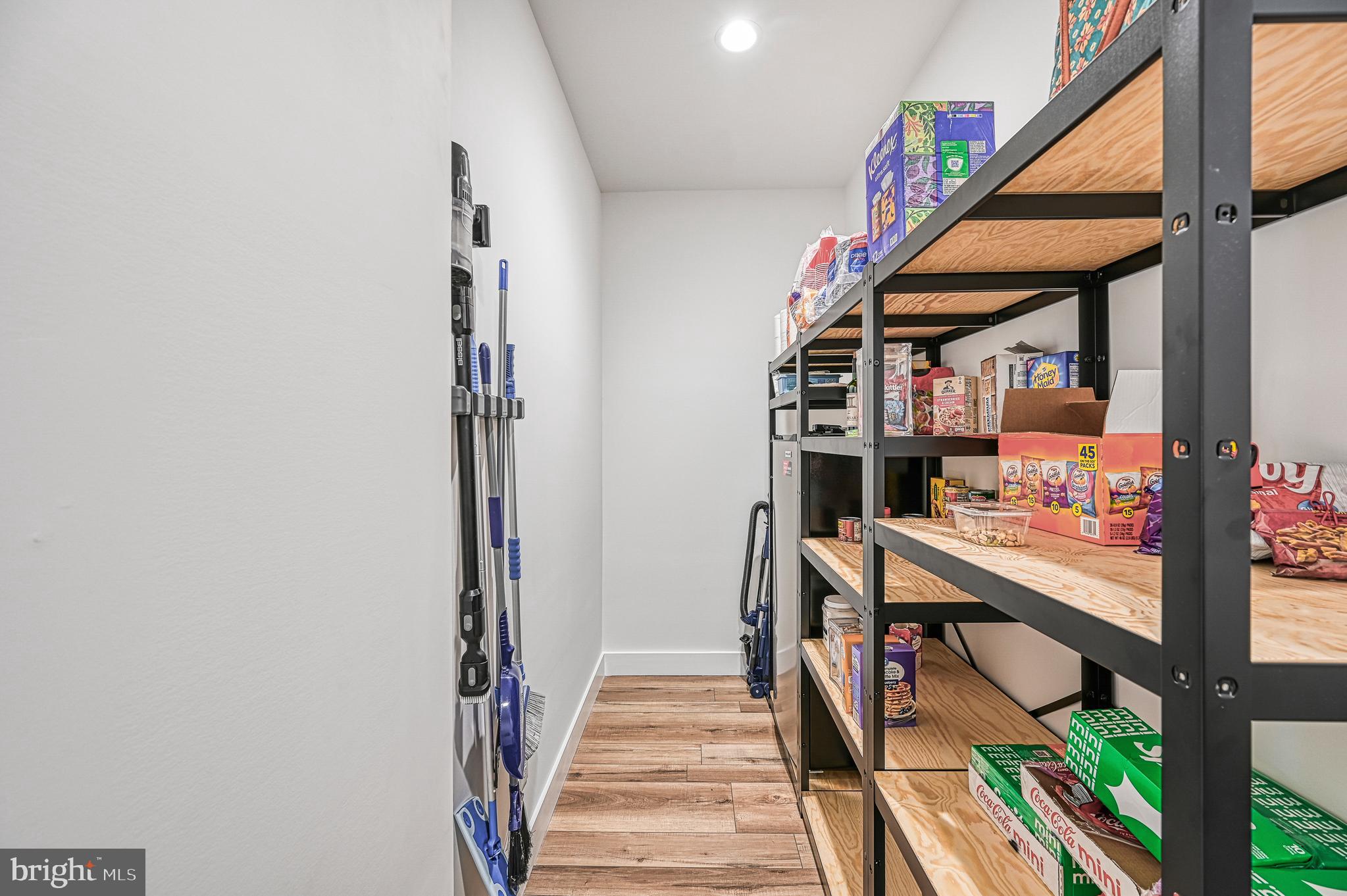 THALIA SHORES - Residential