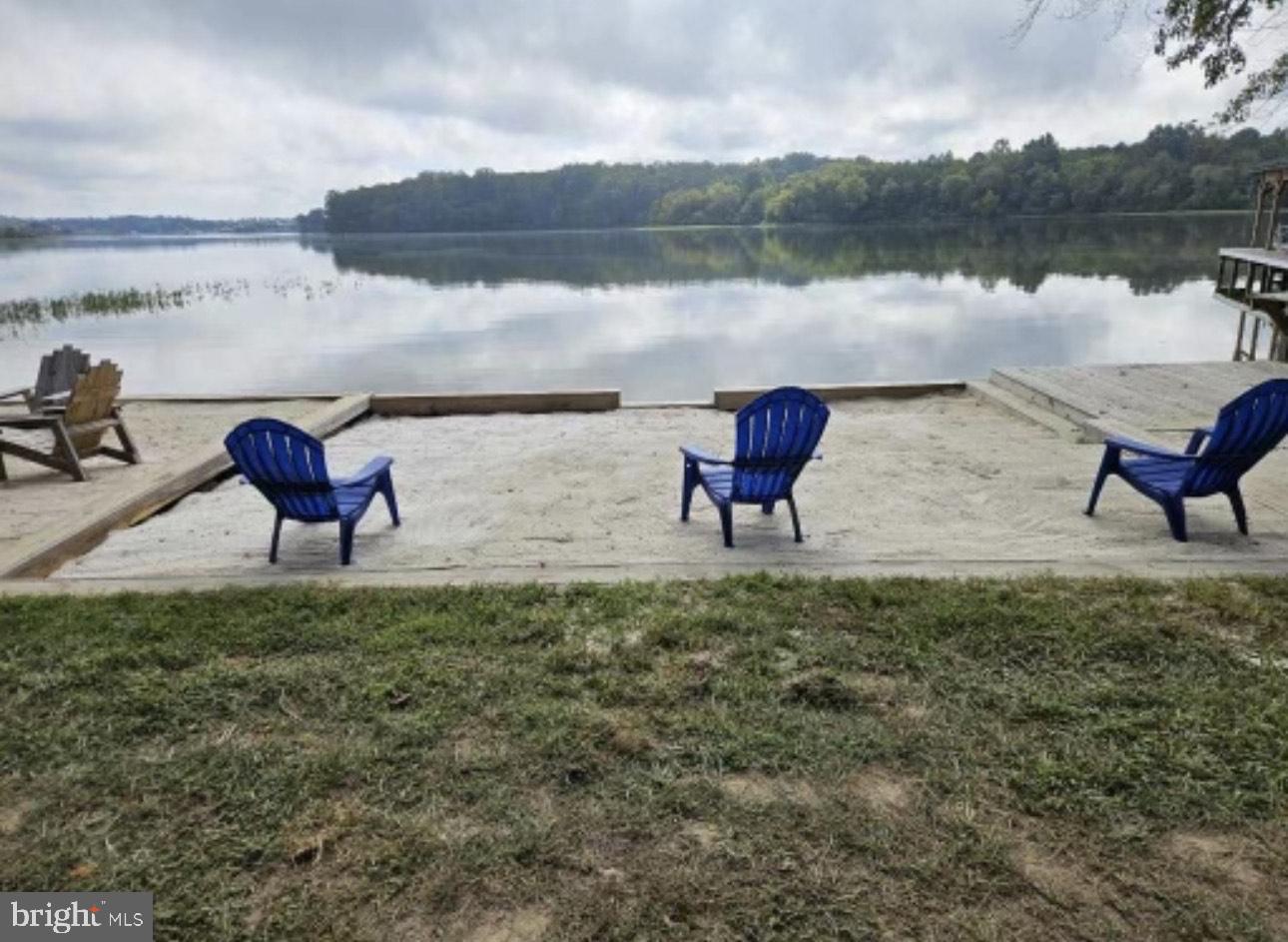 THALIA SHORES - Residential