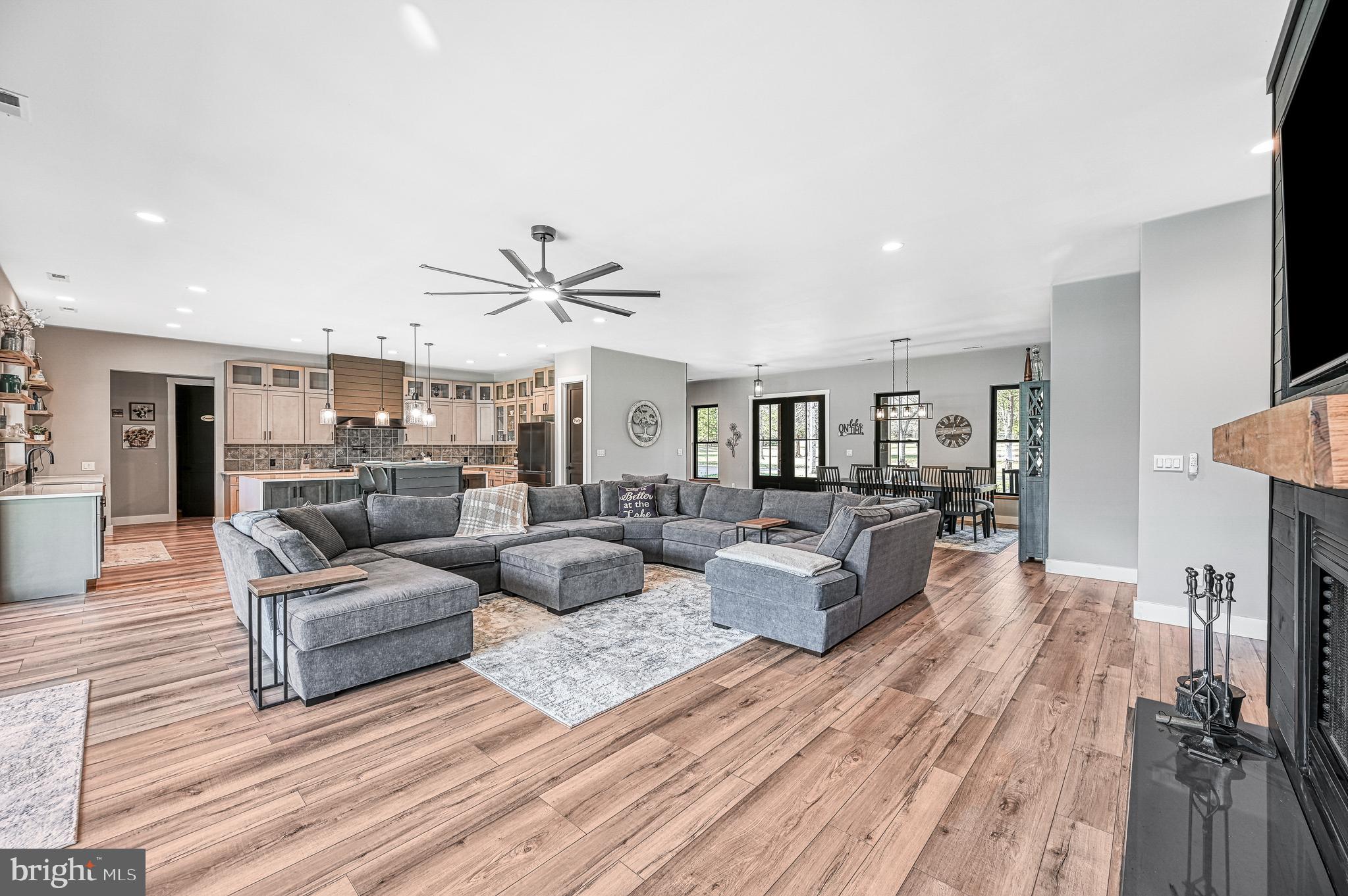 2642 PEACH GROVE ROAD