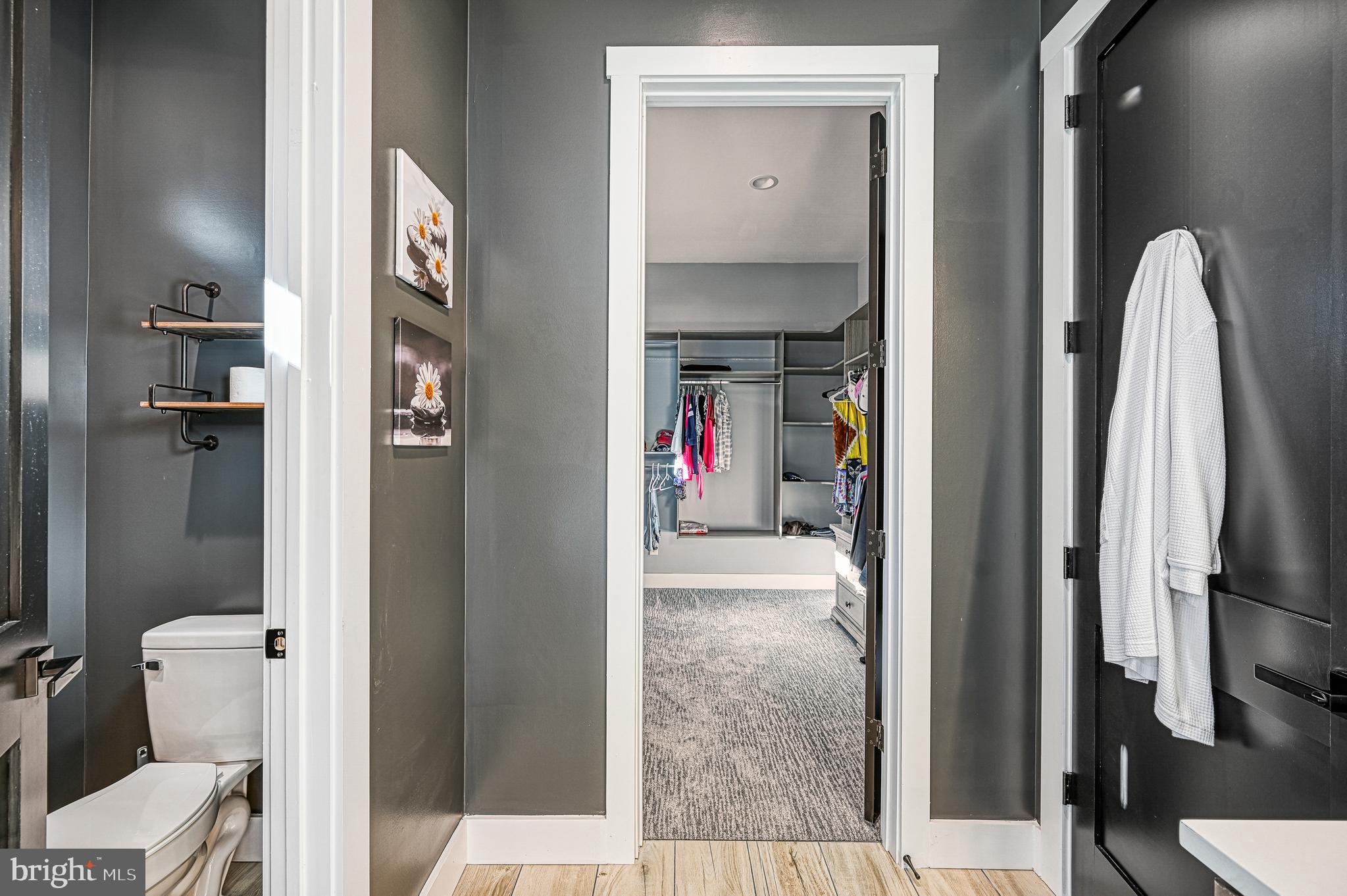 THALIA SHORES - Residential