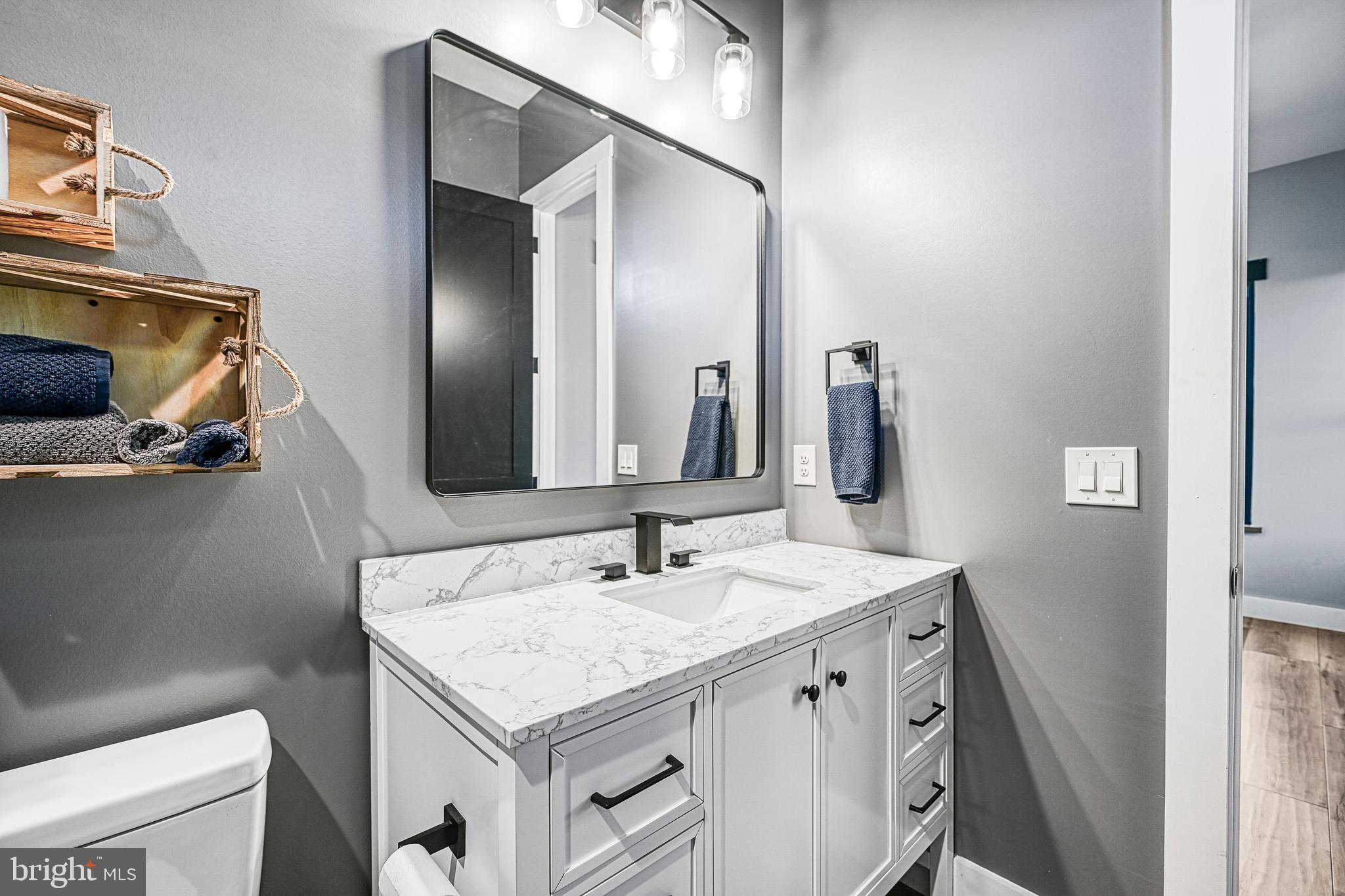 THALIA SHORES - Residential