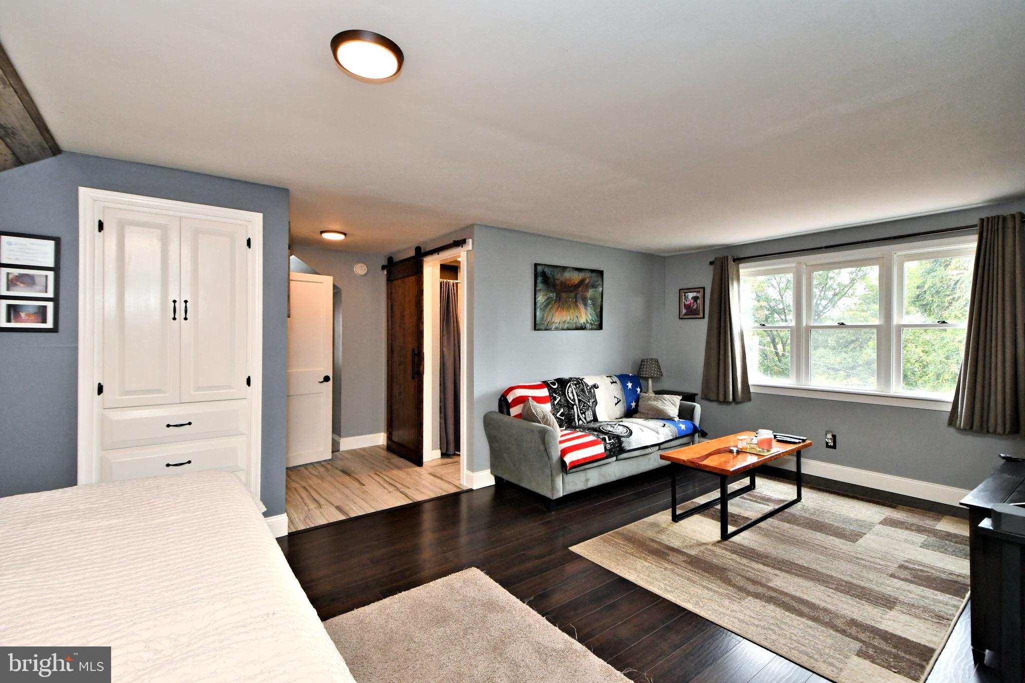 WYOMISSING HILLS - Residential