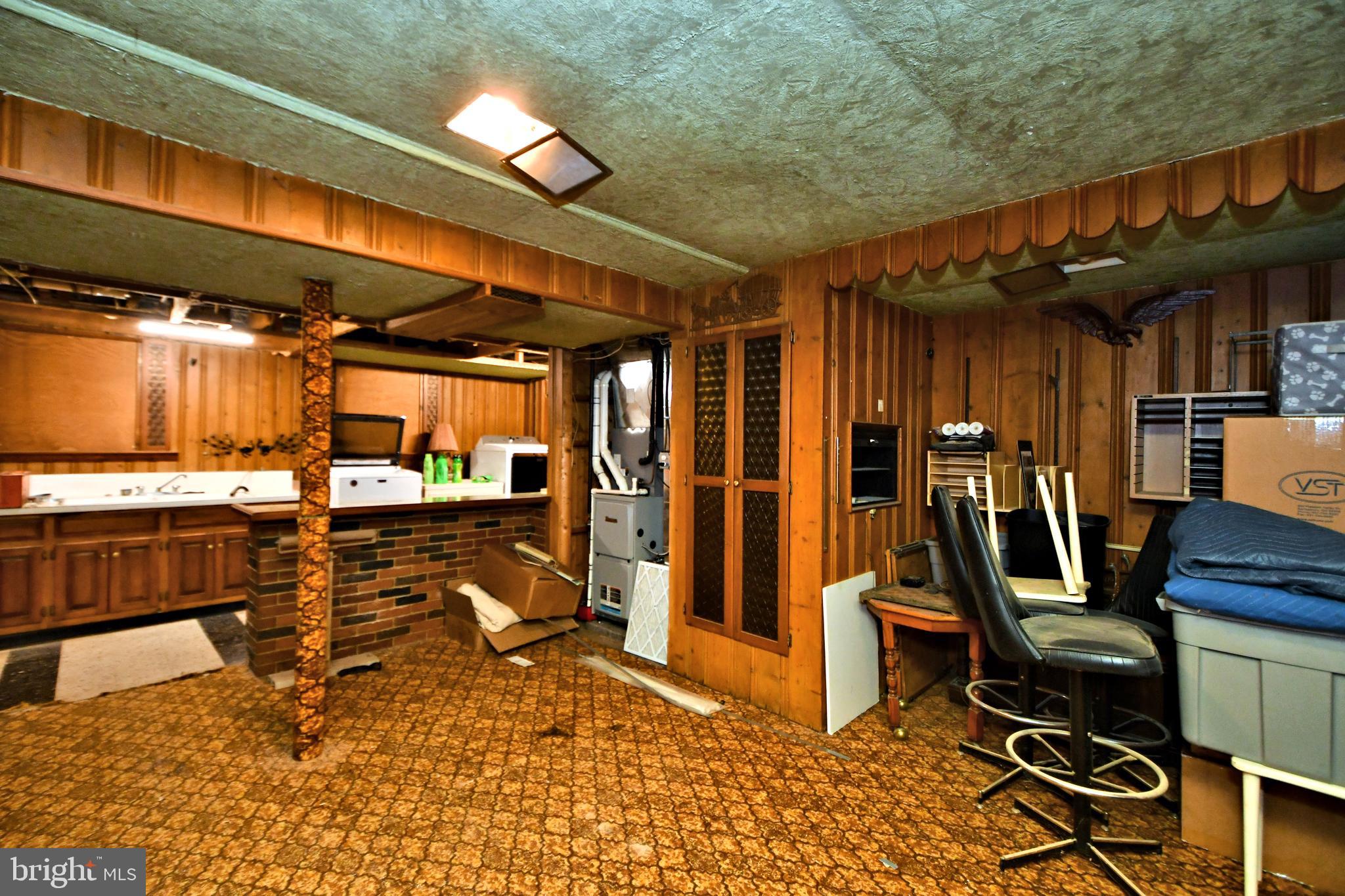 WYOMISSING HILLS - Residential