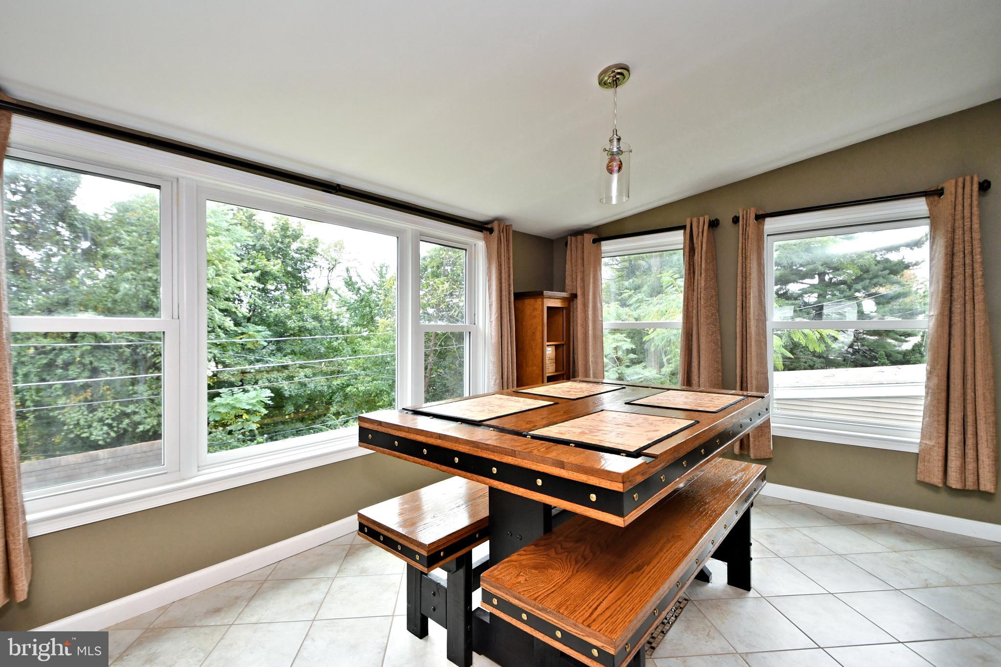 WYOMISSING HILLS - Residential