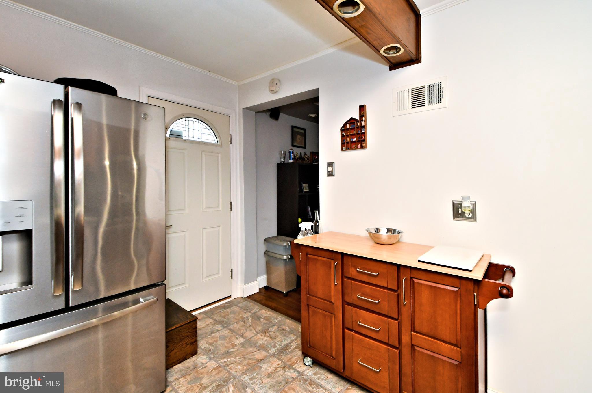 WYOMISSING HILLS - Residential