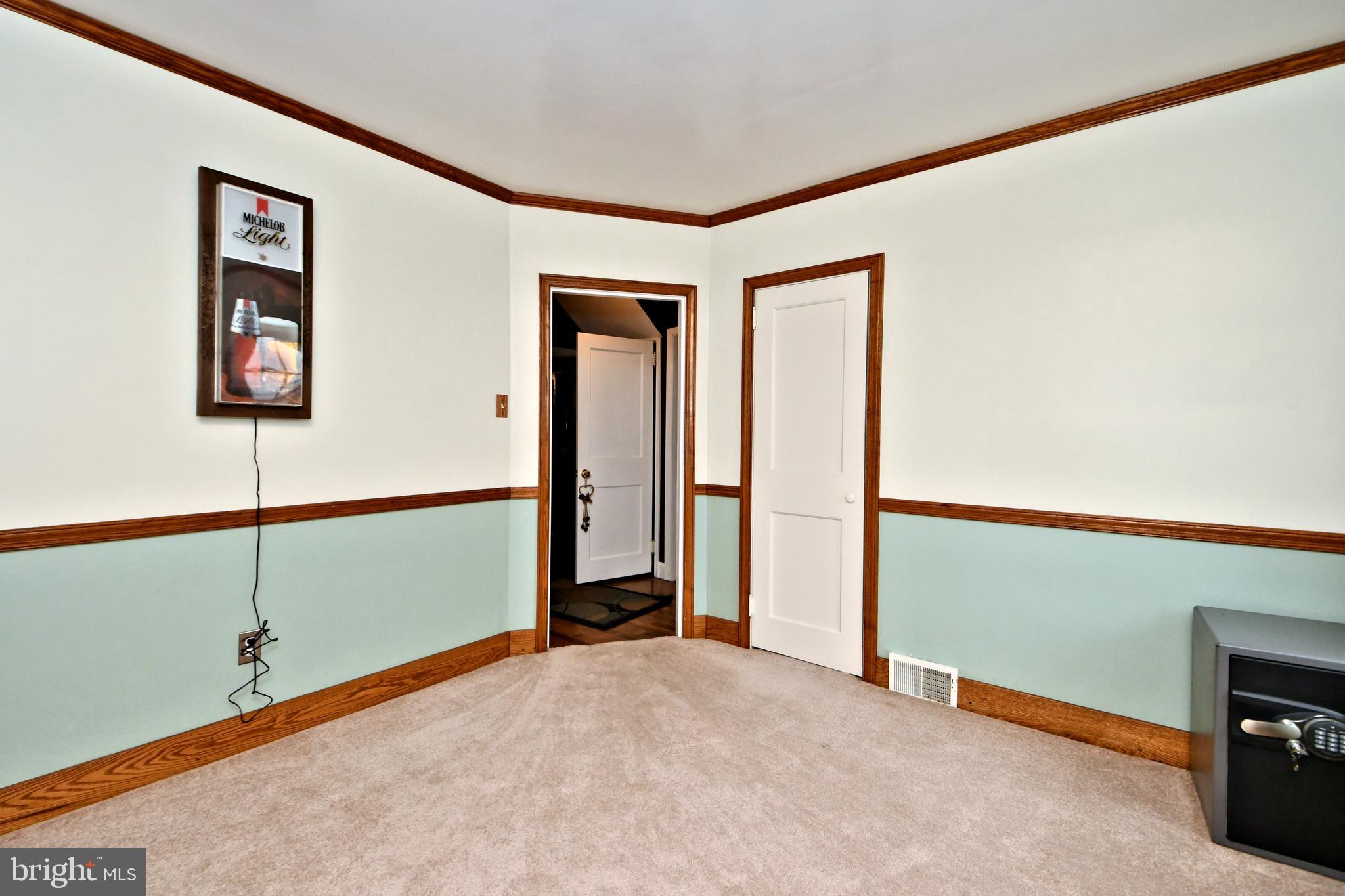 WYOMISSING HILLS - Residential